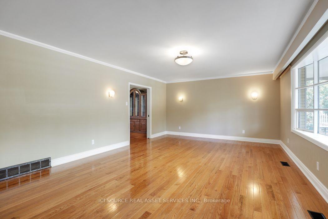 Photo 11 of 1371 Kilborn Avenue, Ottawa, Applewood Acres — HOMEH