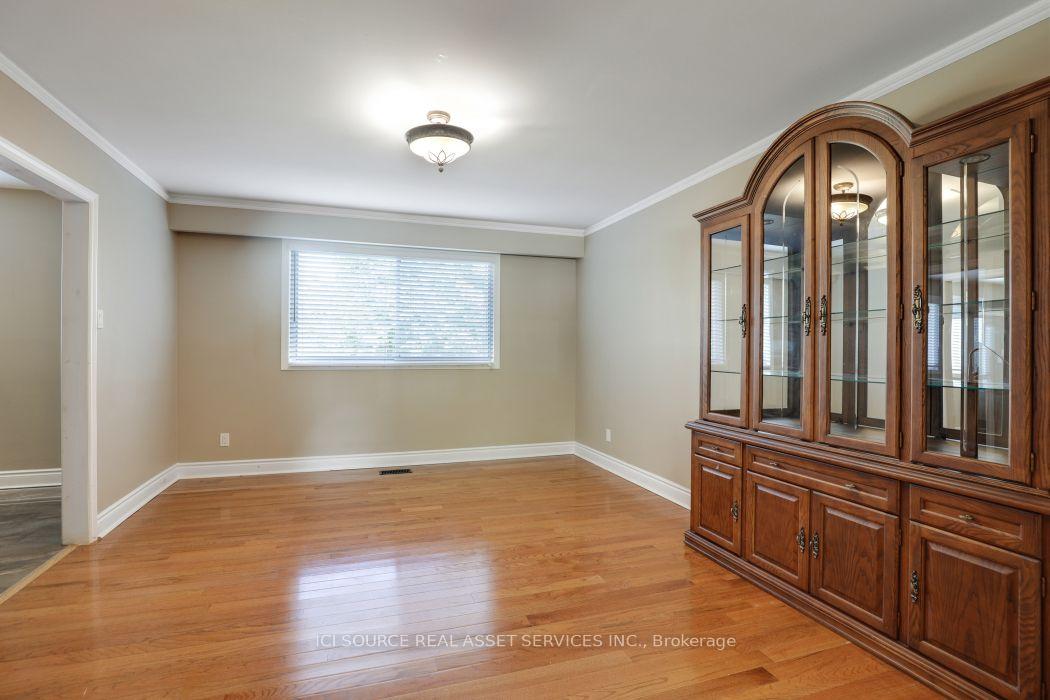 Photo 13 of 1371 Kilborn Avenue, Ottawa, Applewood Acres — HOMEH