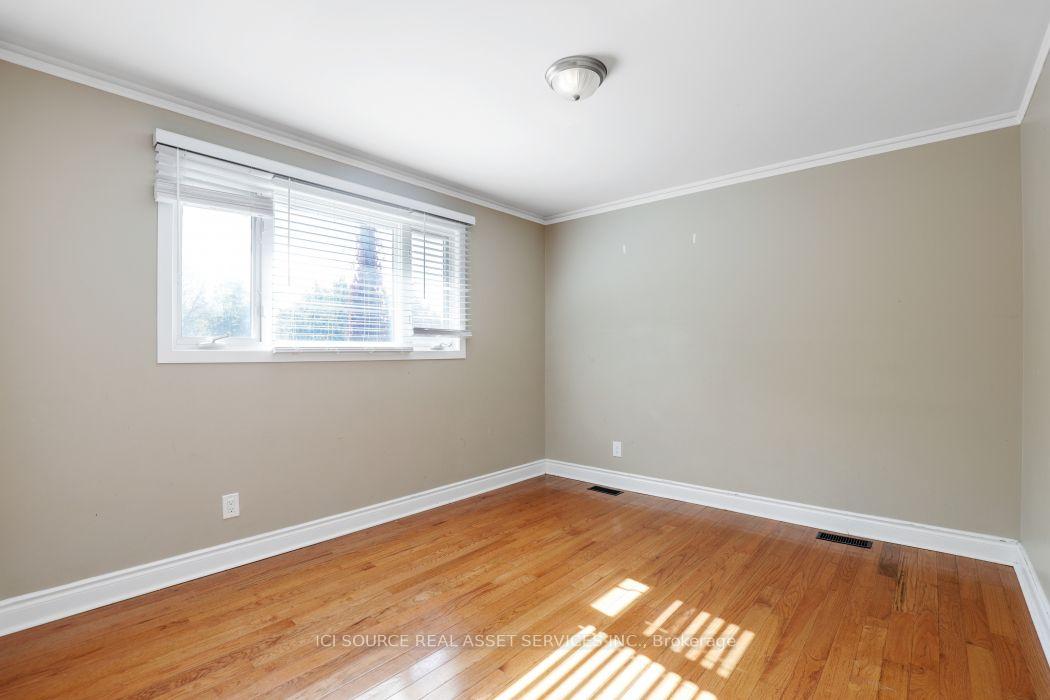 Photo 19 of 1371 Kilborn Avenue, Ottawa, Applewood Acres — HOMEH