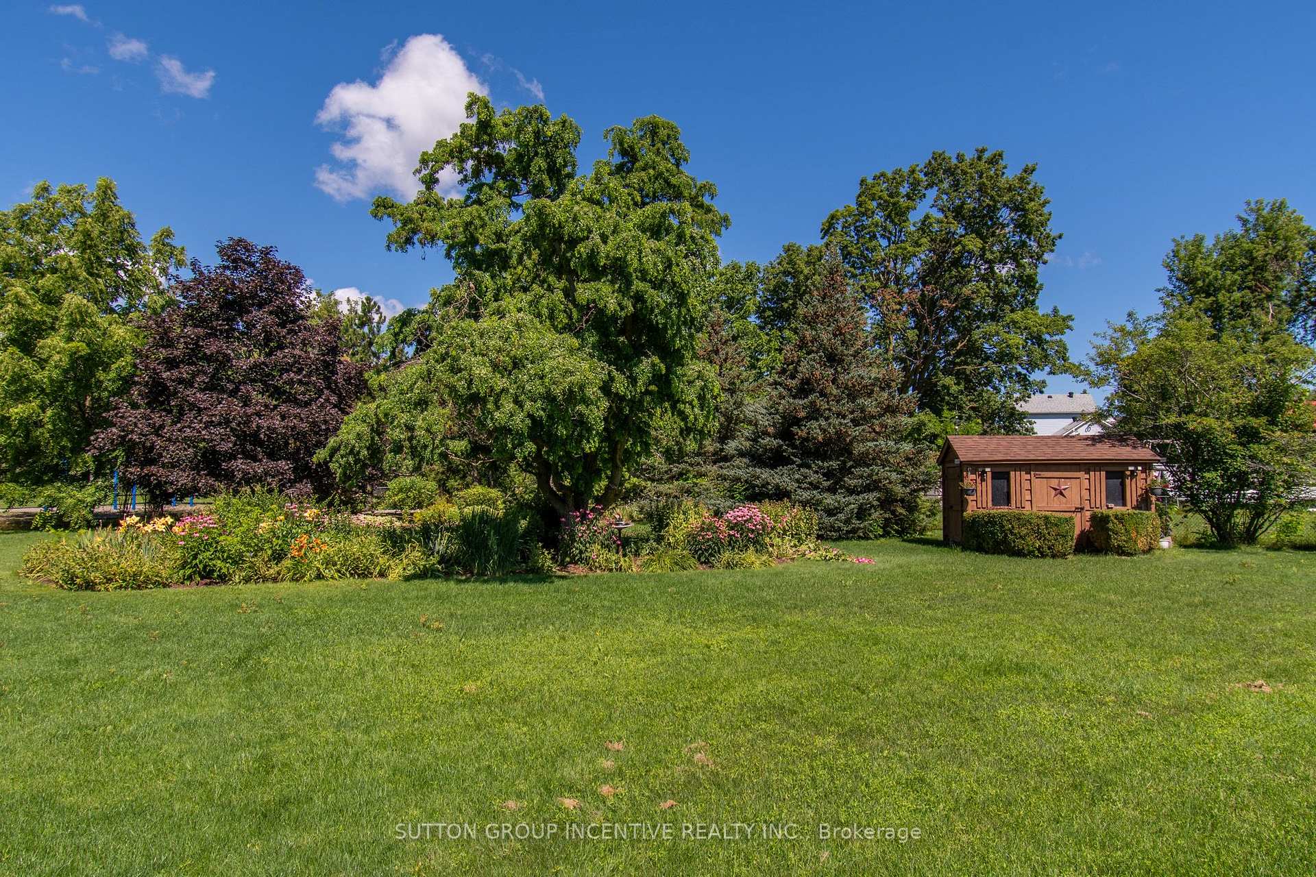 Photo 32 of 2114 Chantler Street, Innisfil, Stroud — HOMEH