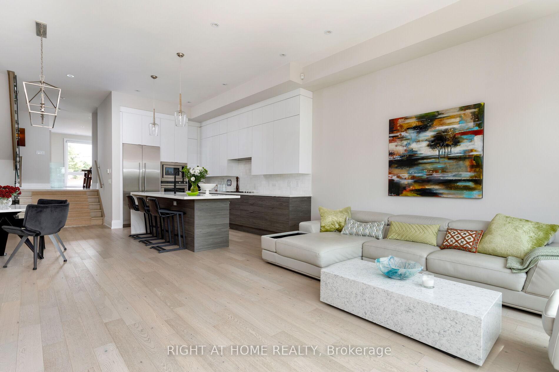 Photo 11 of 175 Hay Avenue, Etobicoke, Mimico — HOMEH