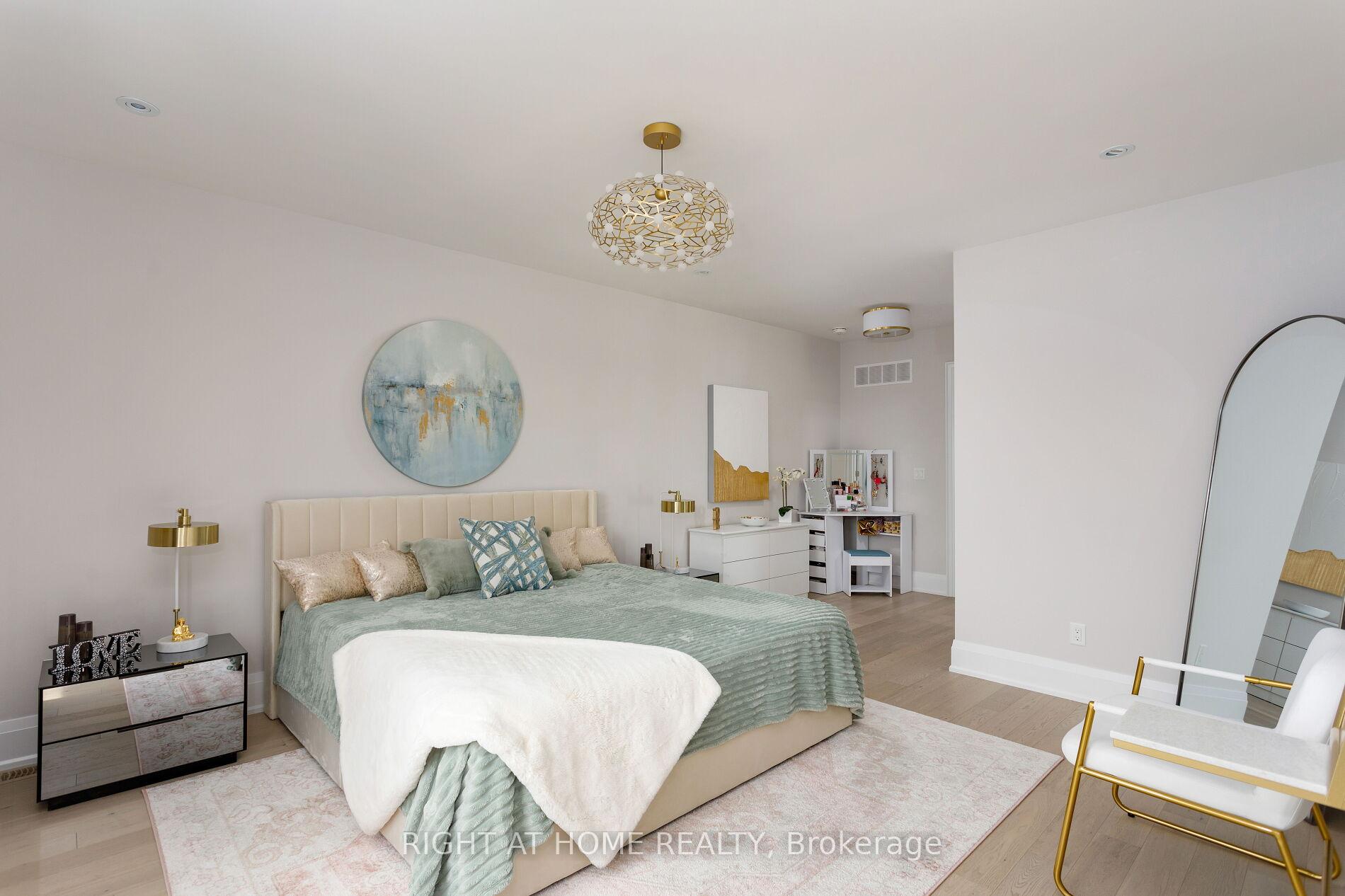Photo 15 of 175 Hay Avenue, Etobicoke, Mimico — HOMEH