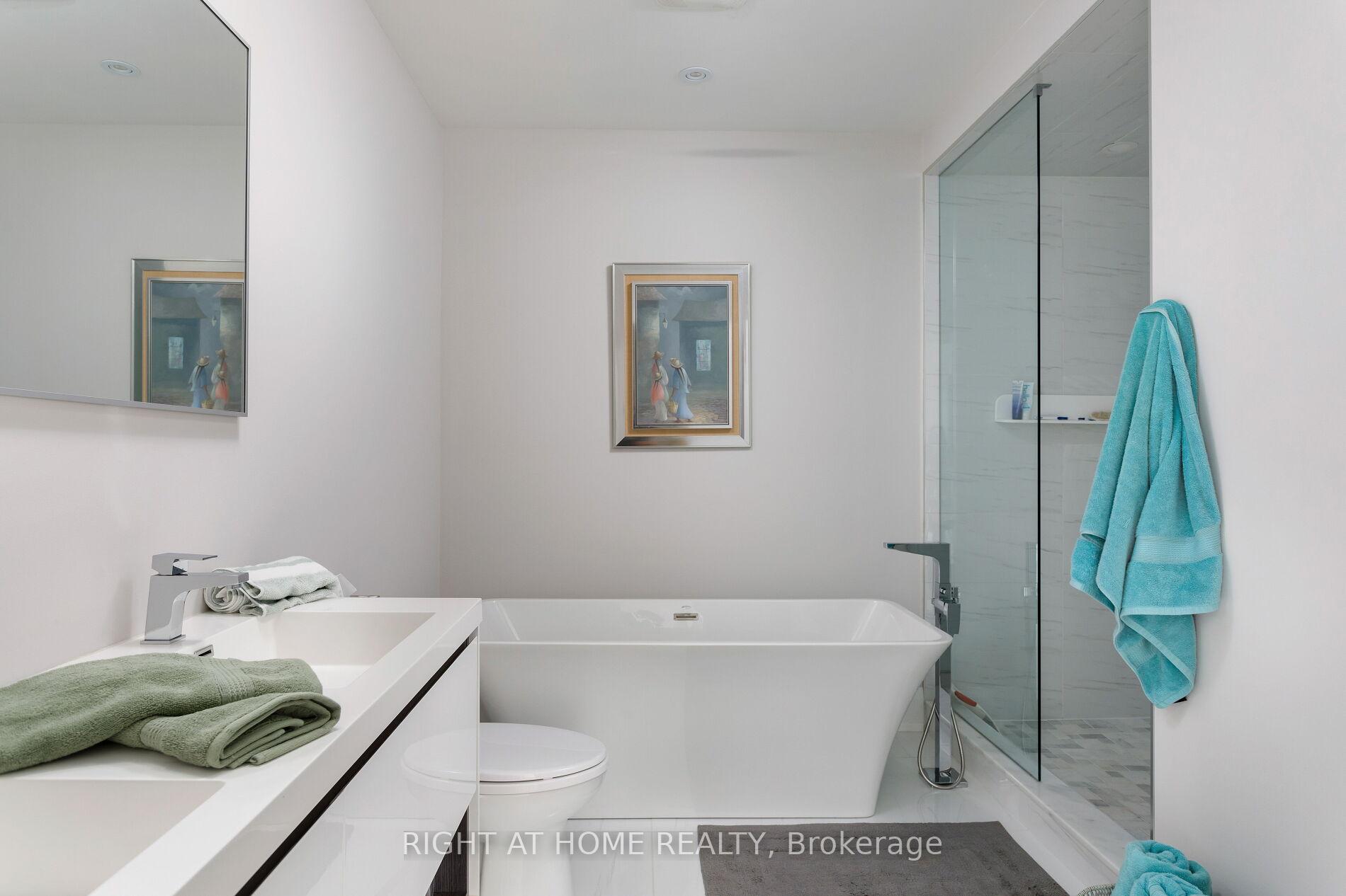 Photo 18 of 175 Hay Avenue, Etobicoke, Mimico — HOMEH