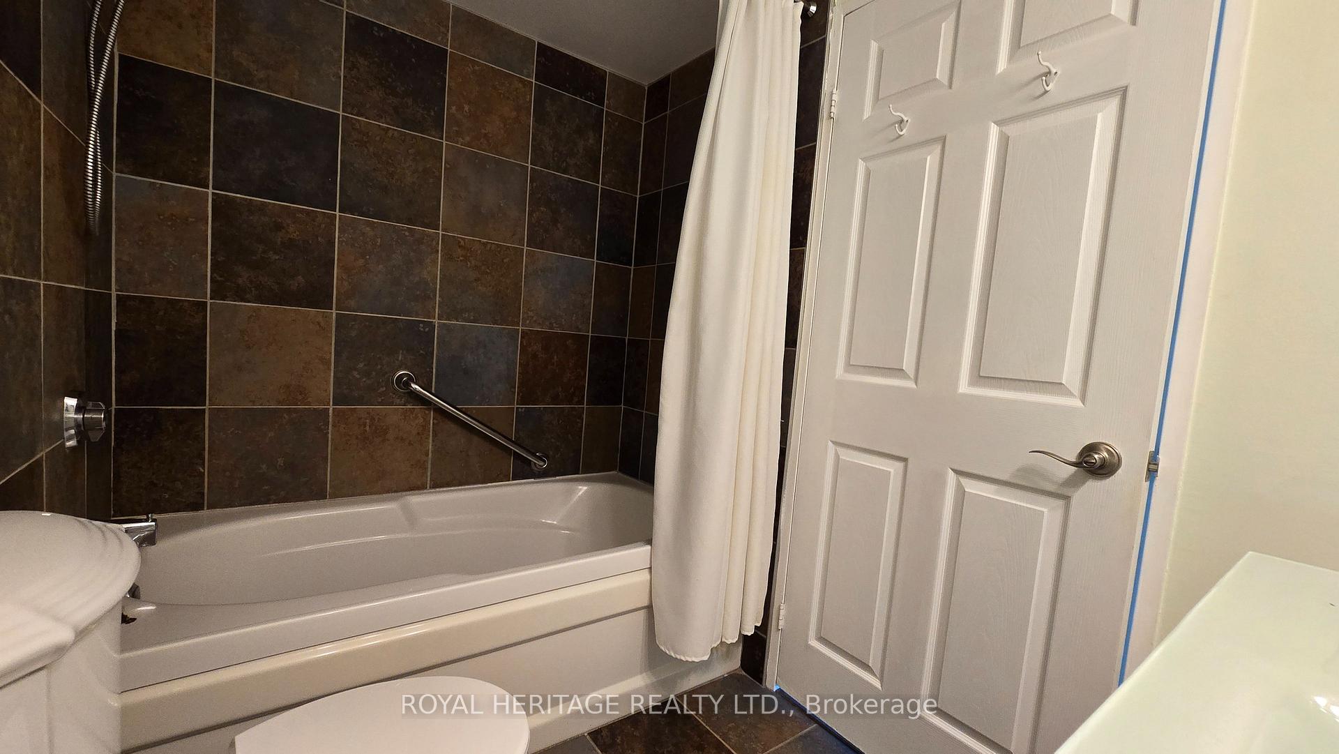 Photo 16 of Unit 1203, 150 Dunlop Street E, Barrie, City Centre — HOMEH