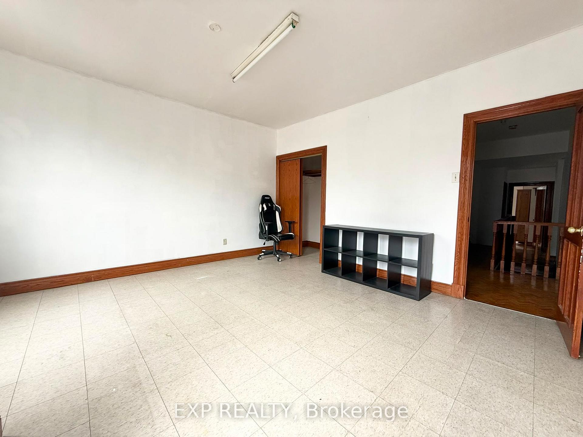 Photo 4 of Unit 2nd FL, 759 Gerrard Street E, Toronto, South Riverdale — HOMEH