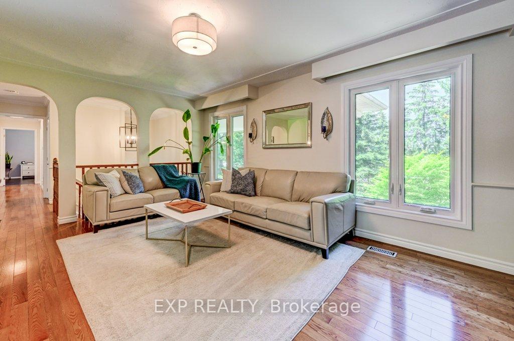 Photo 6 of 194 Dundas Street E, Hamilton, Waterdown — HOMEH