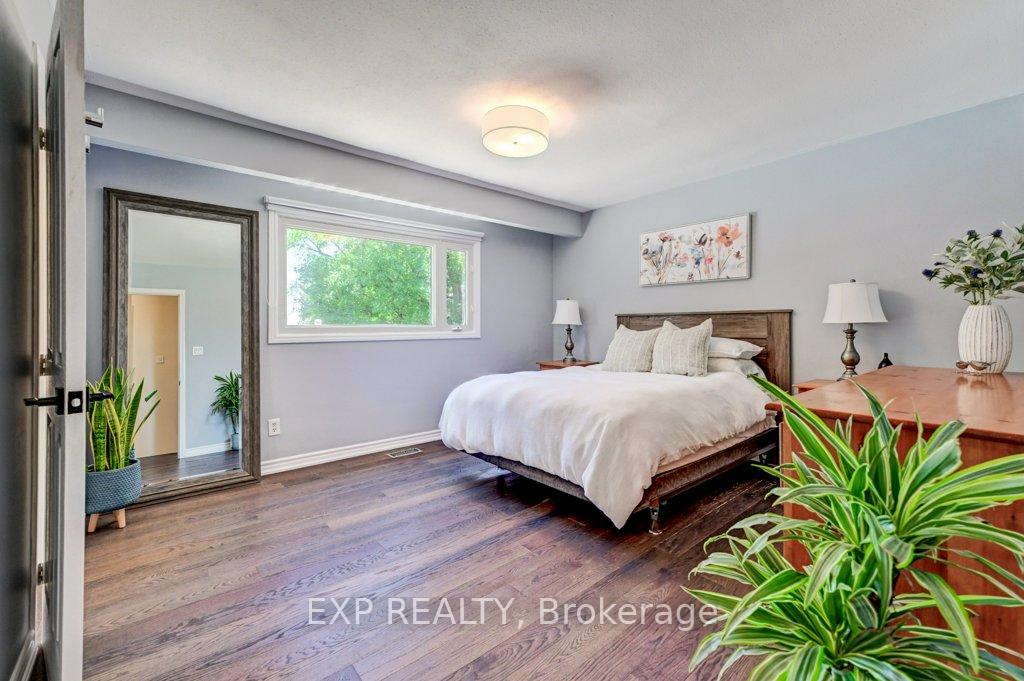 Photo 13 of 194 Dundas Street E, Hamilton, Waterdown — HOMEH