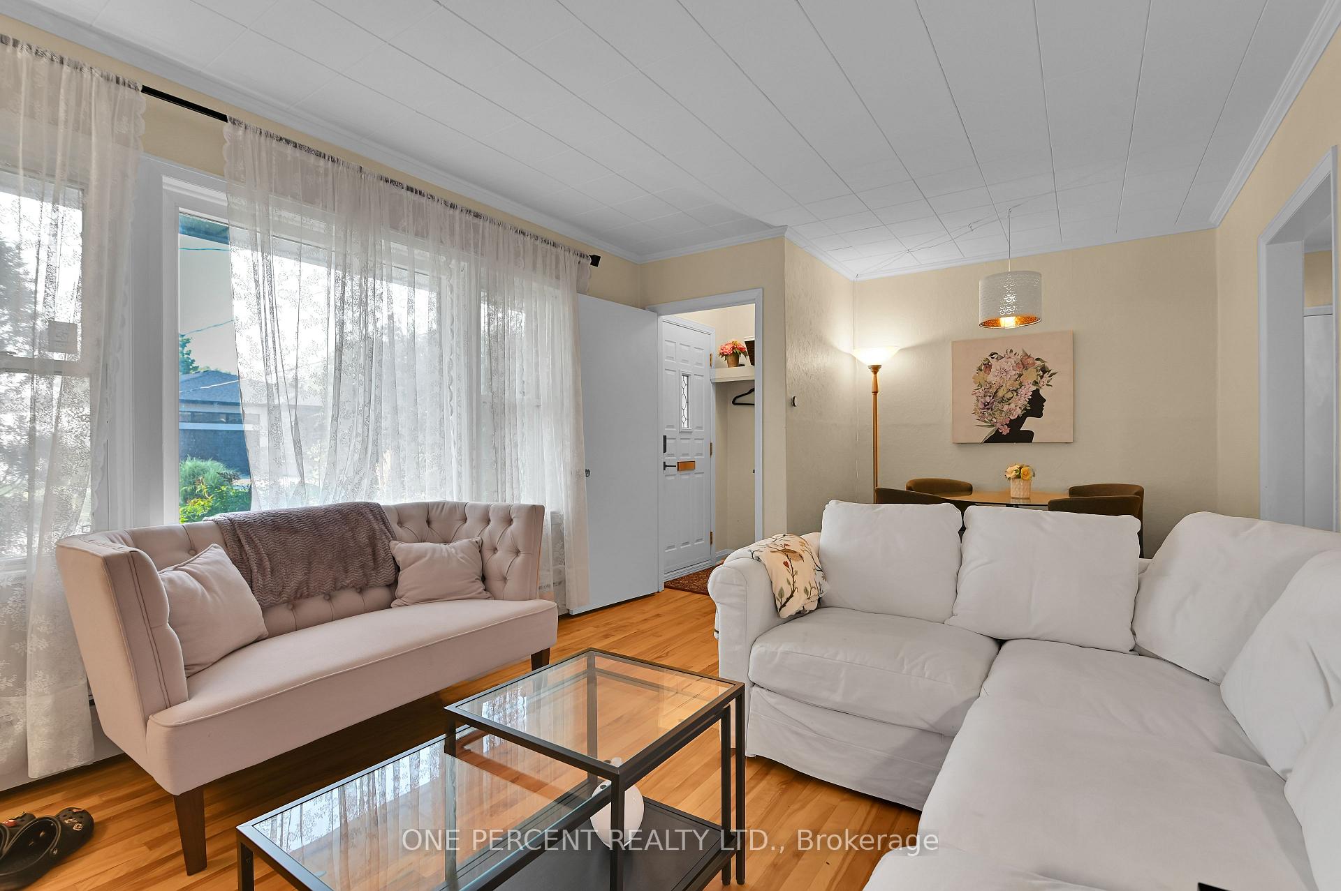 Photo 8 of 36 Argue Drive, Ottawa, Borden Farm/Stewart Farm/Carleton Heights/Parkwood Hills — HOMEH