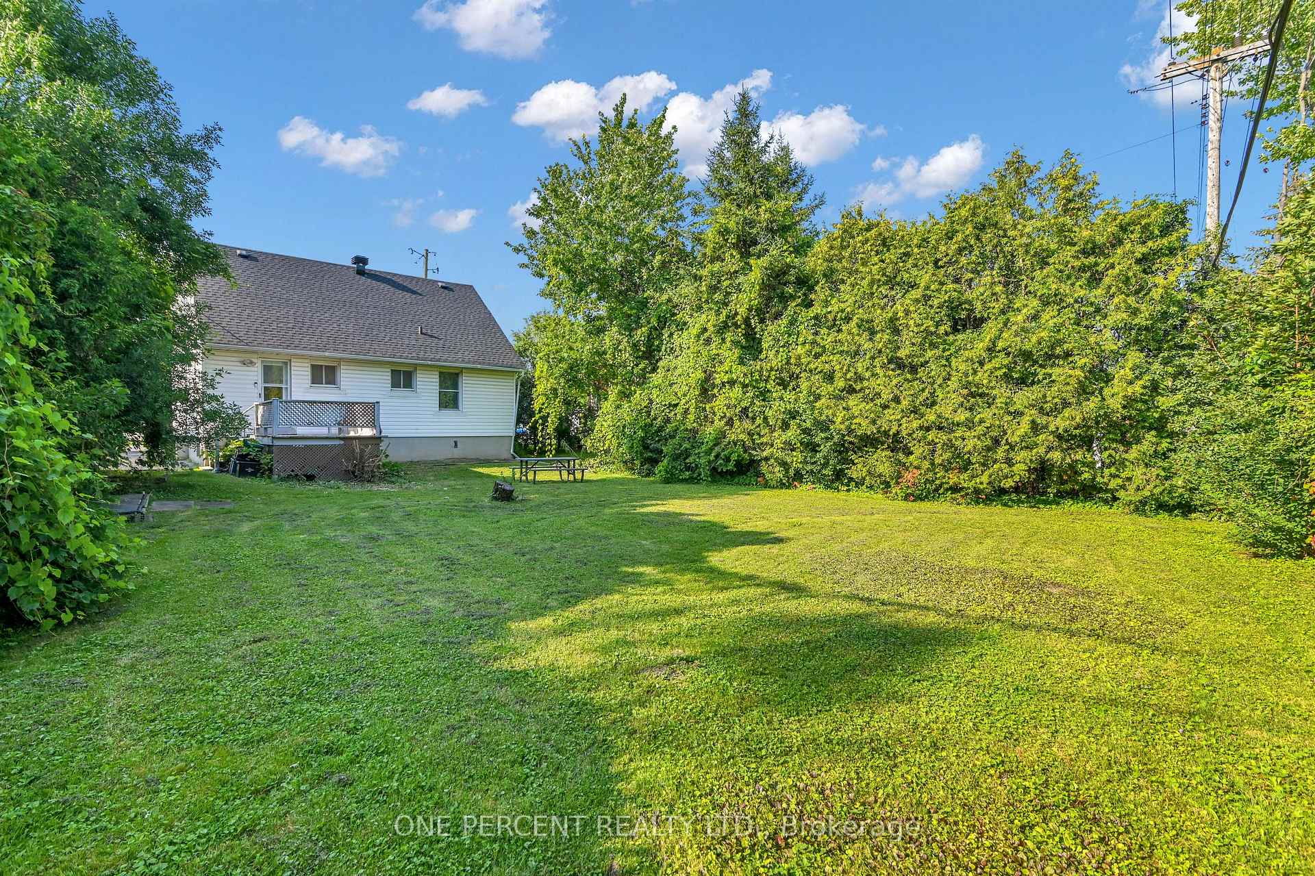 Photo 34 of 36 Argue Drive, Ottawa, Borden Farm/Stewart Farm/Carleton Heights/Parkwood Hills — HOMEH