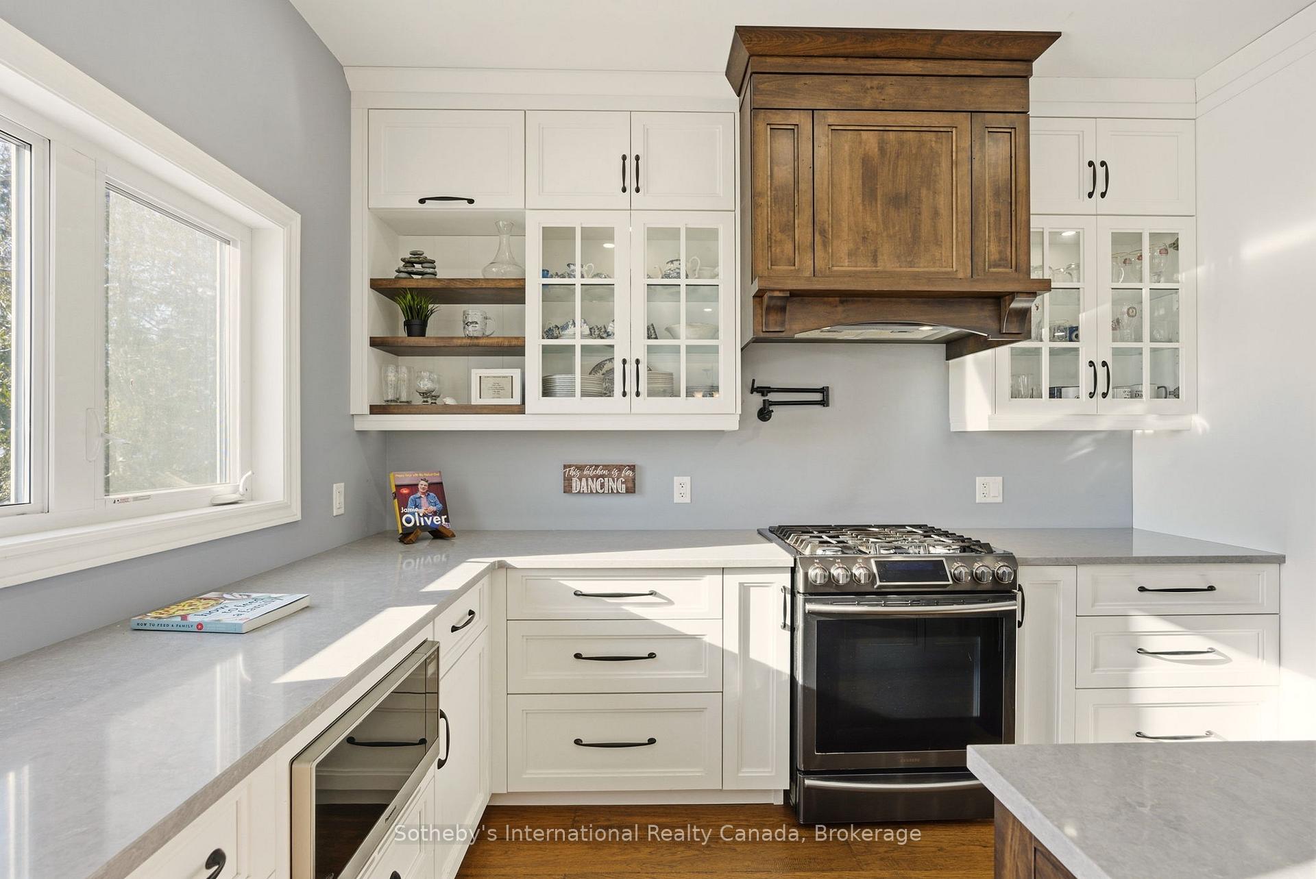 Photo 16 of 126 Chapman Drive S, Magnetawan — HOMEH