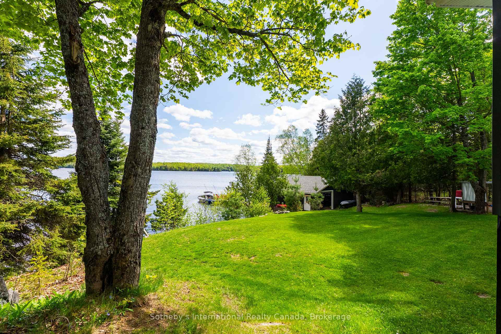 Photo 43 of 126 Chapman Drive S, Magnetawan — HOMEH