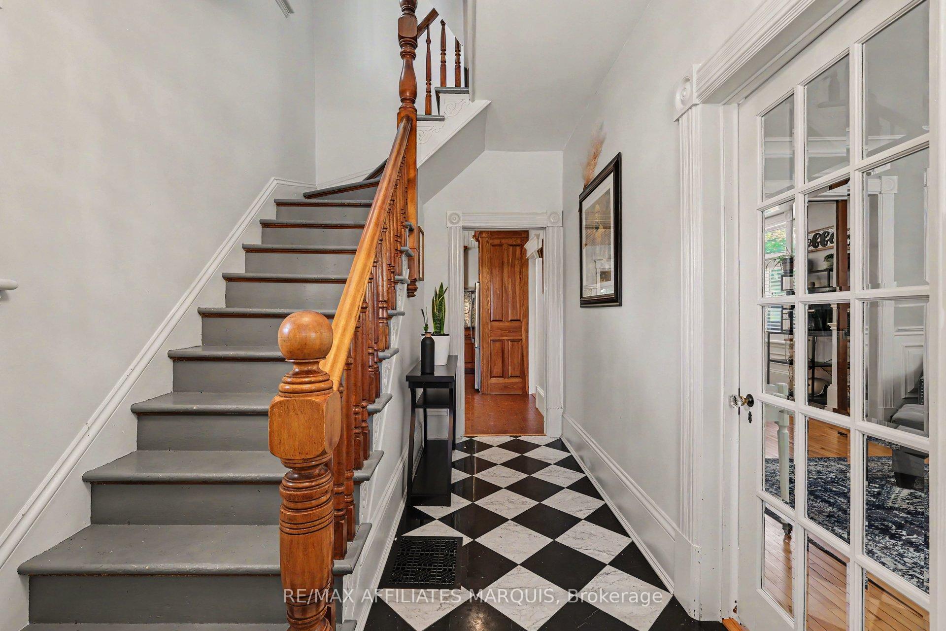Photo 7 of 100 Elmsley Street N, Smiths Falls, Smiths Falls — HOMEH