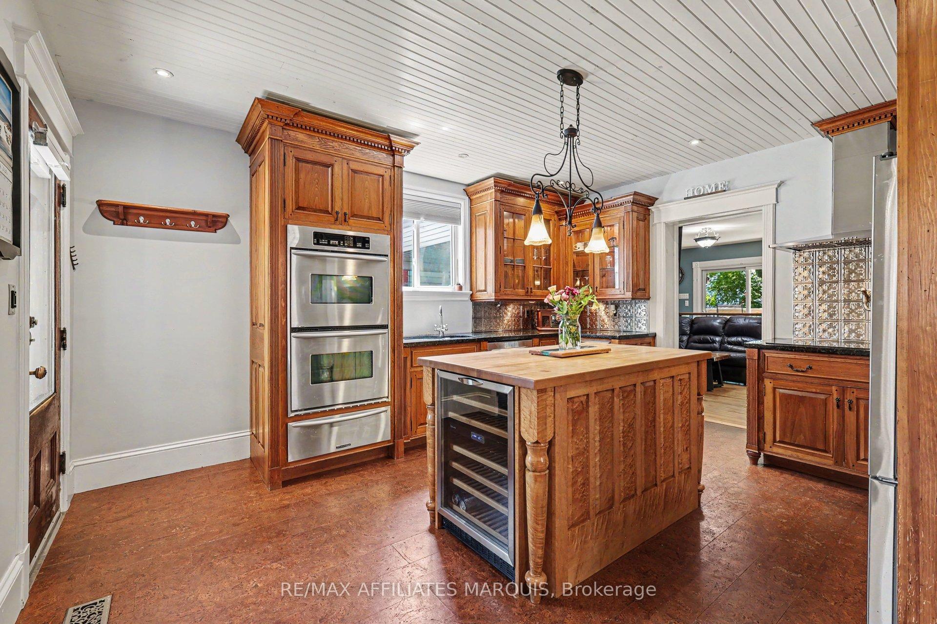 Photo 16 of 100 Elmsley Street N, Smiths Falls, Smiths Falls — HOMEH