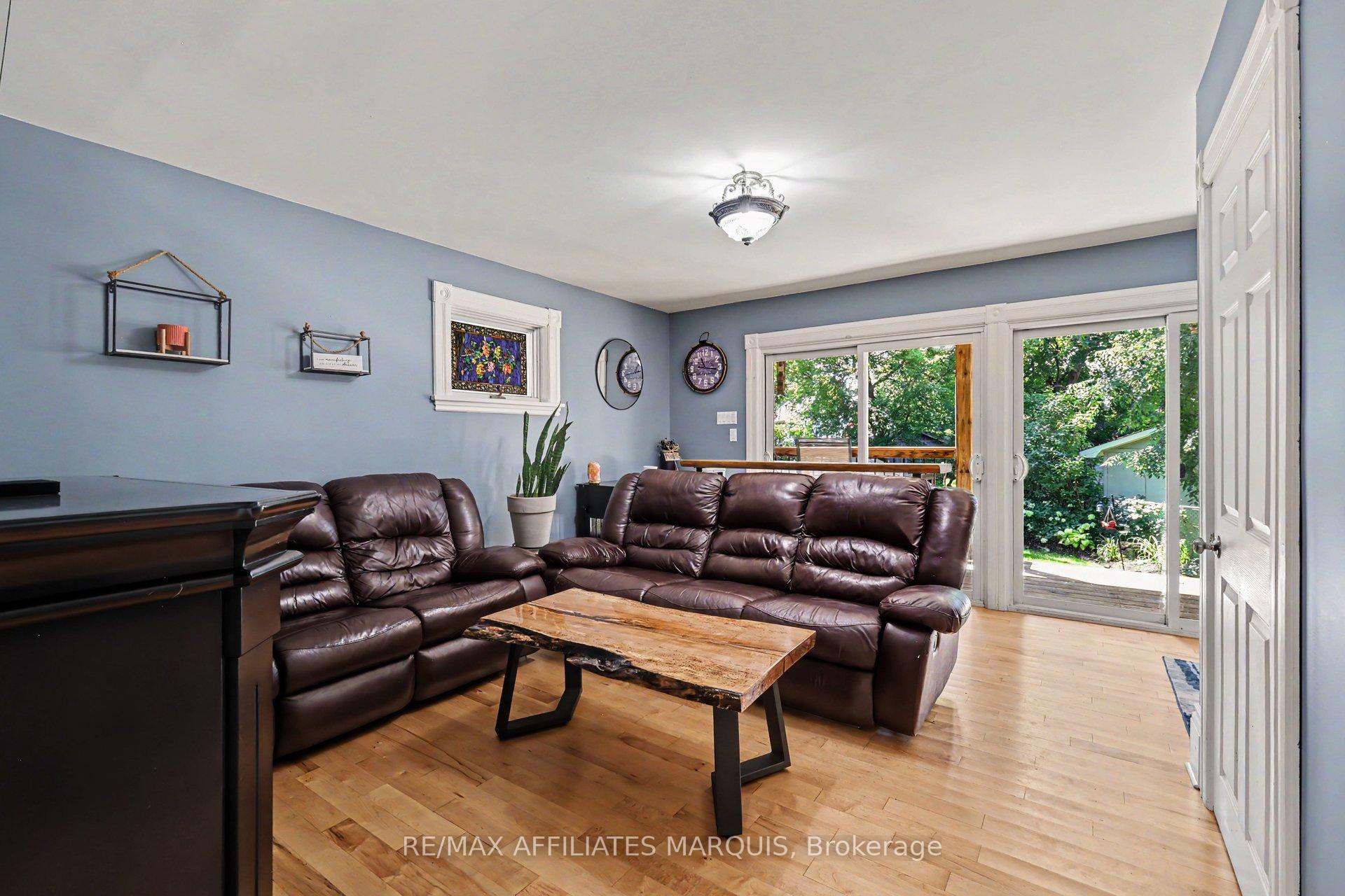 Photo 21 of 100 Elmsley Street N, Smiths Falls, Smiths Falls — HOMEH
