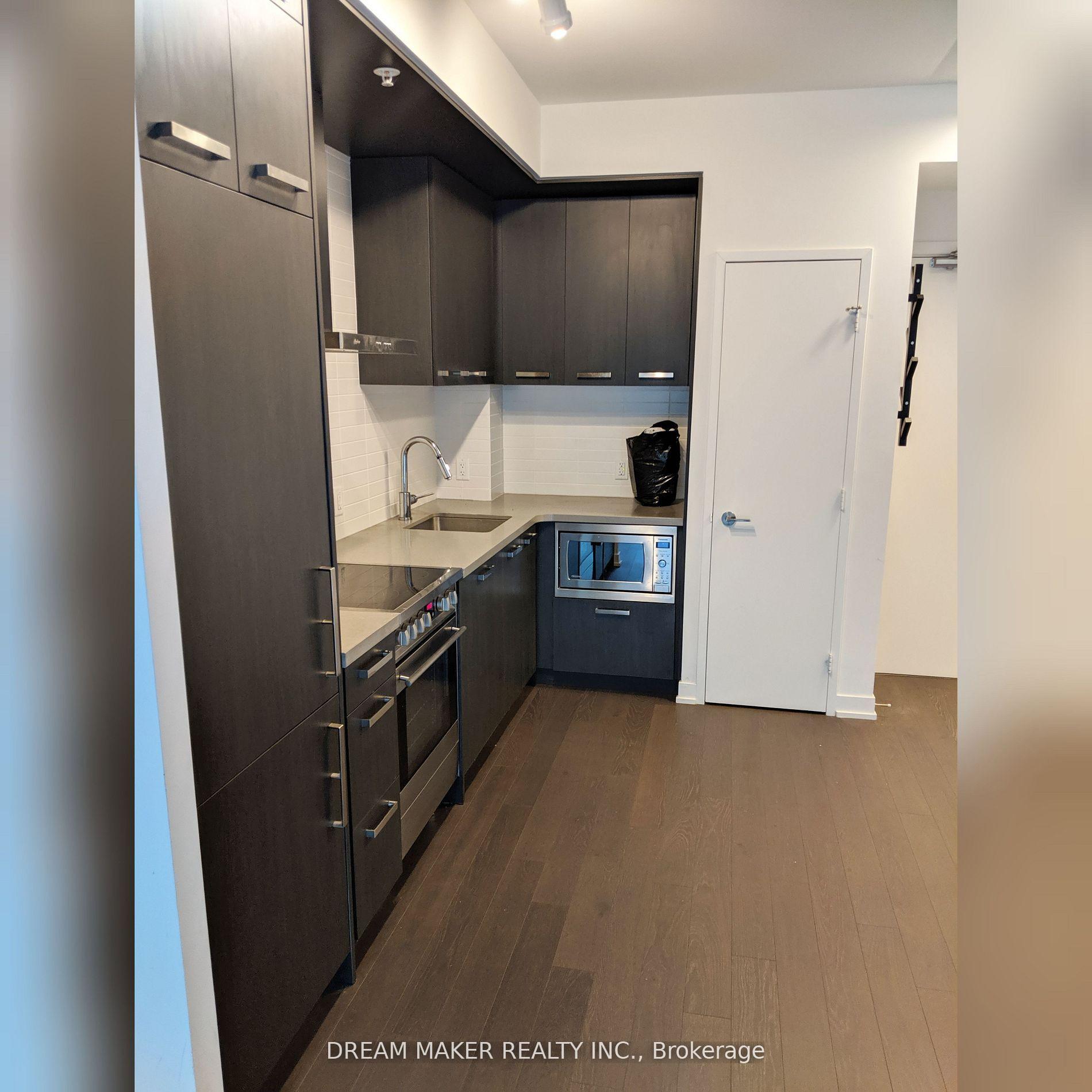 Photo 3 of Unit 4, 455 Front Street E, Toronto, Waterfront Communities — HOMEH