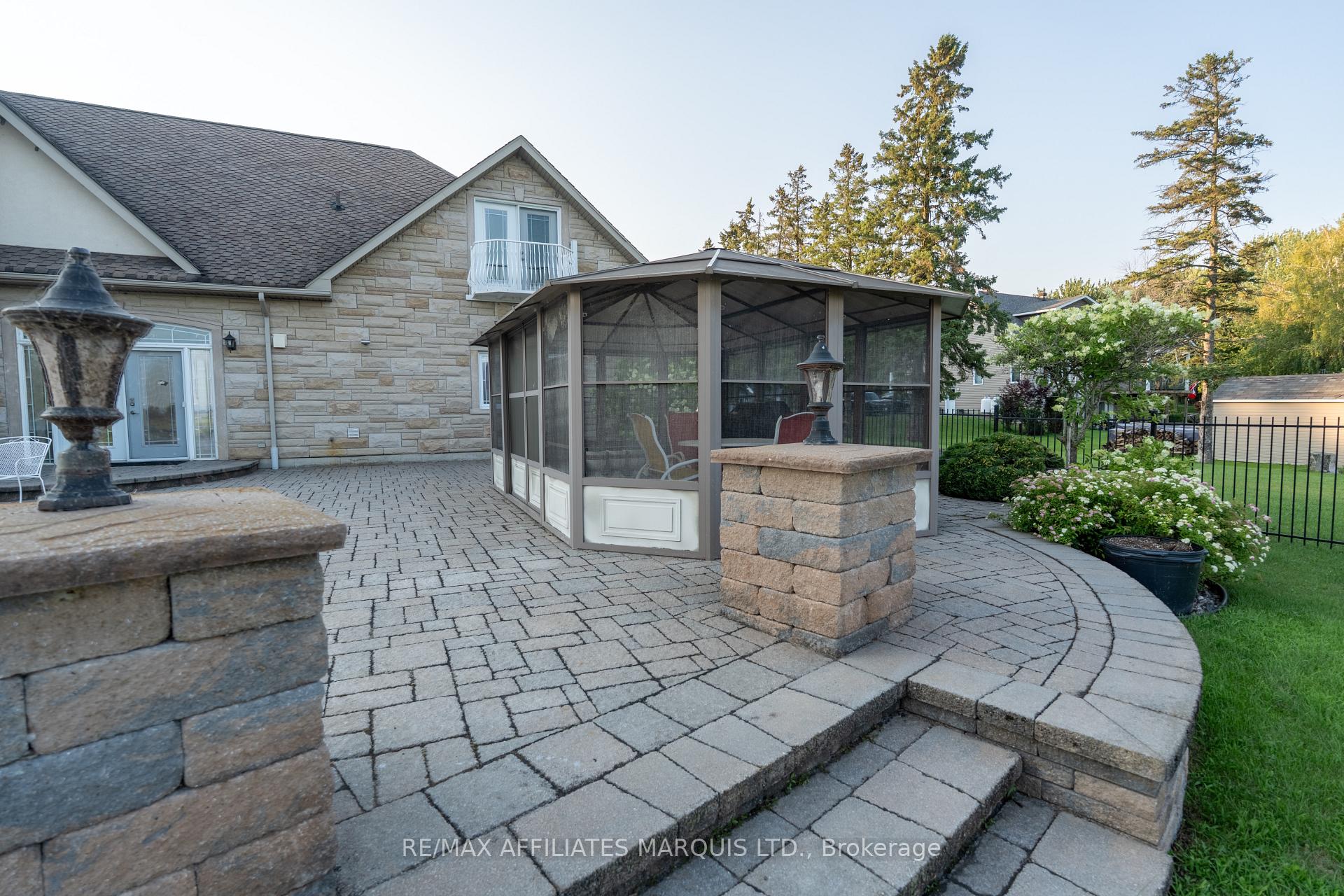 Photo 21 of 20190 County Rd 2, South Glengarry, South Glengarry (Charlottenburgh) Twp — HOMEH