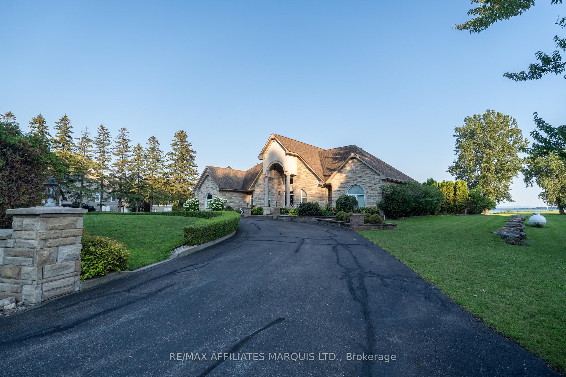 Photo 3 of 20190 County Rd 2, South Glengarry, South Glengarry (Charlottenburgh) Twp — HOMEH