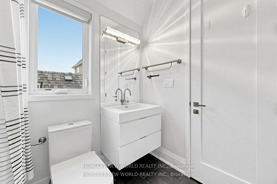 Photo 17 of 220 Roe Avenue, Toronto, Bedford Park-Nortown — HOMEH