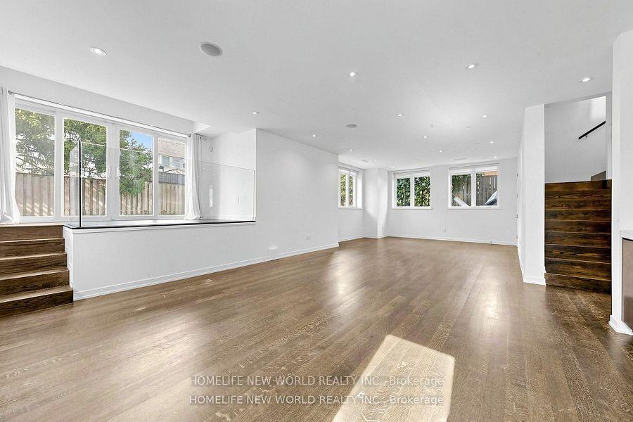 Photo 19 of 220 Roe Avenue, Toronto, Bedford Park-Nortown — HOMEH