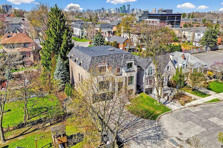 Photo 21 of 220 Roe Avenue, Toronto, Bedford Park-Nortown — HOMEH