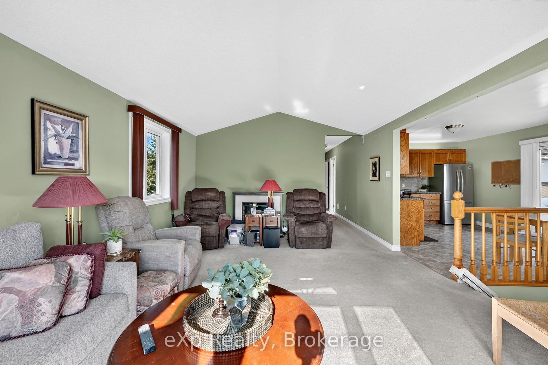 Photo 8 of 150 Trinity Street, Stratford — HOMEH
