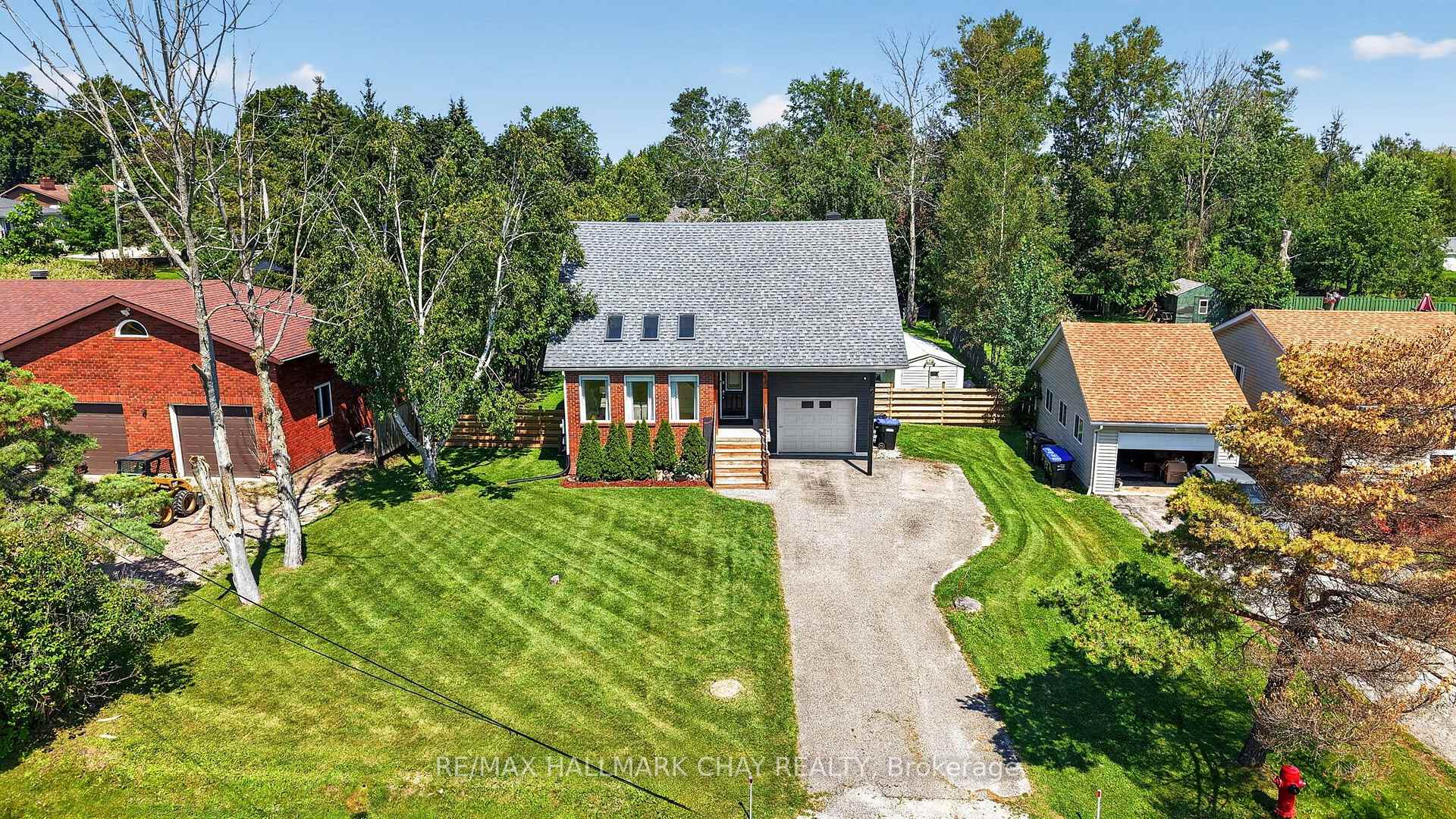 Front of 940 Nantyr Drive
