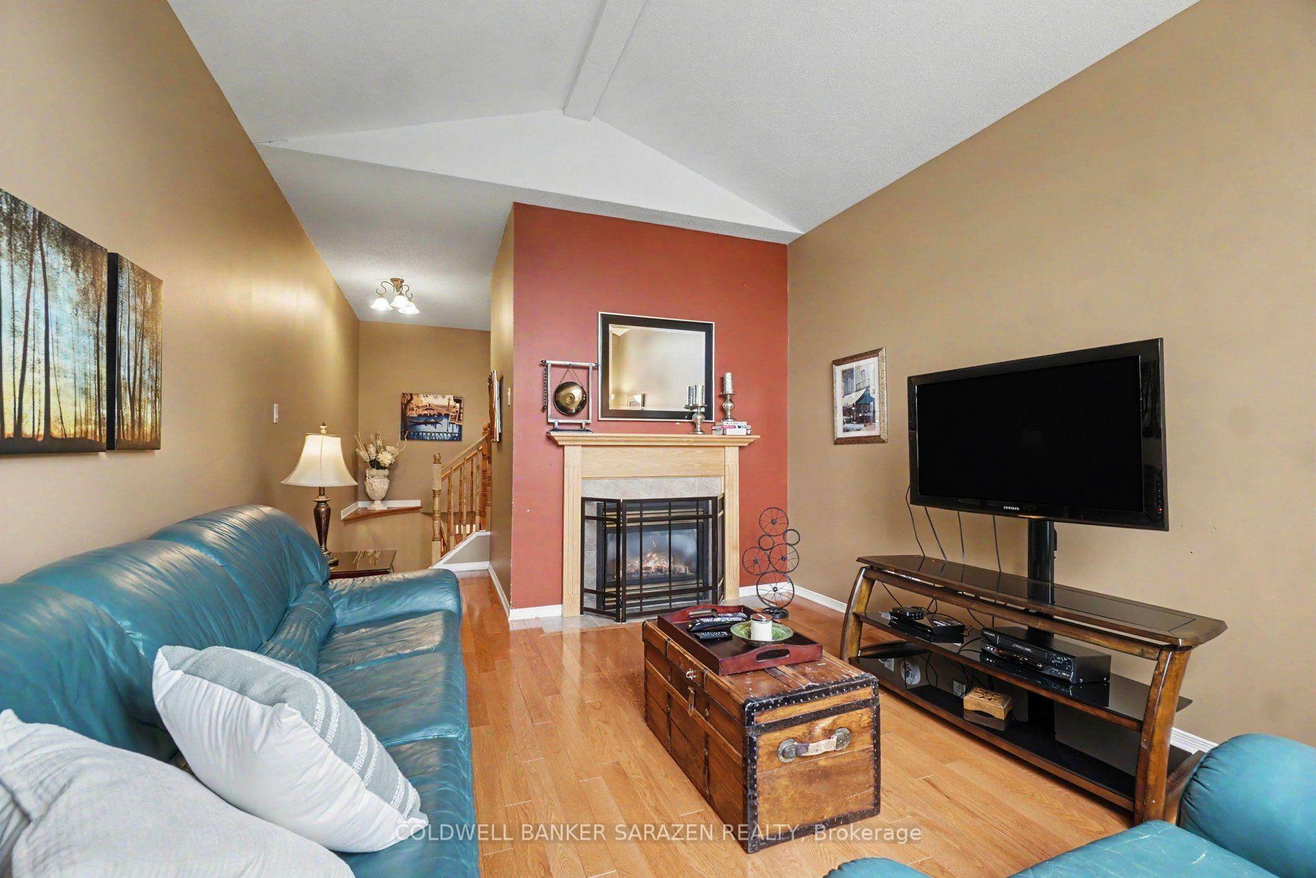 Photo 15 of 2020 Breezewood Street, Ottawa, Springridge/East Village — HOMEH