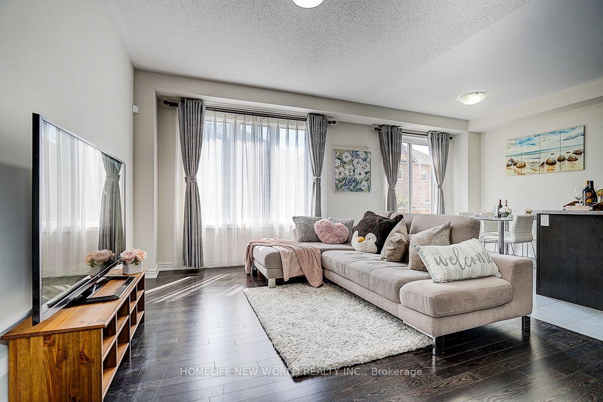 Photo 15 of 35 Wermoth Court, Markham, Wismer — HOMEH