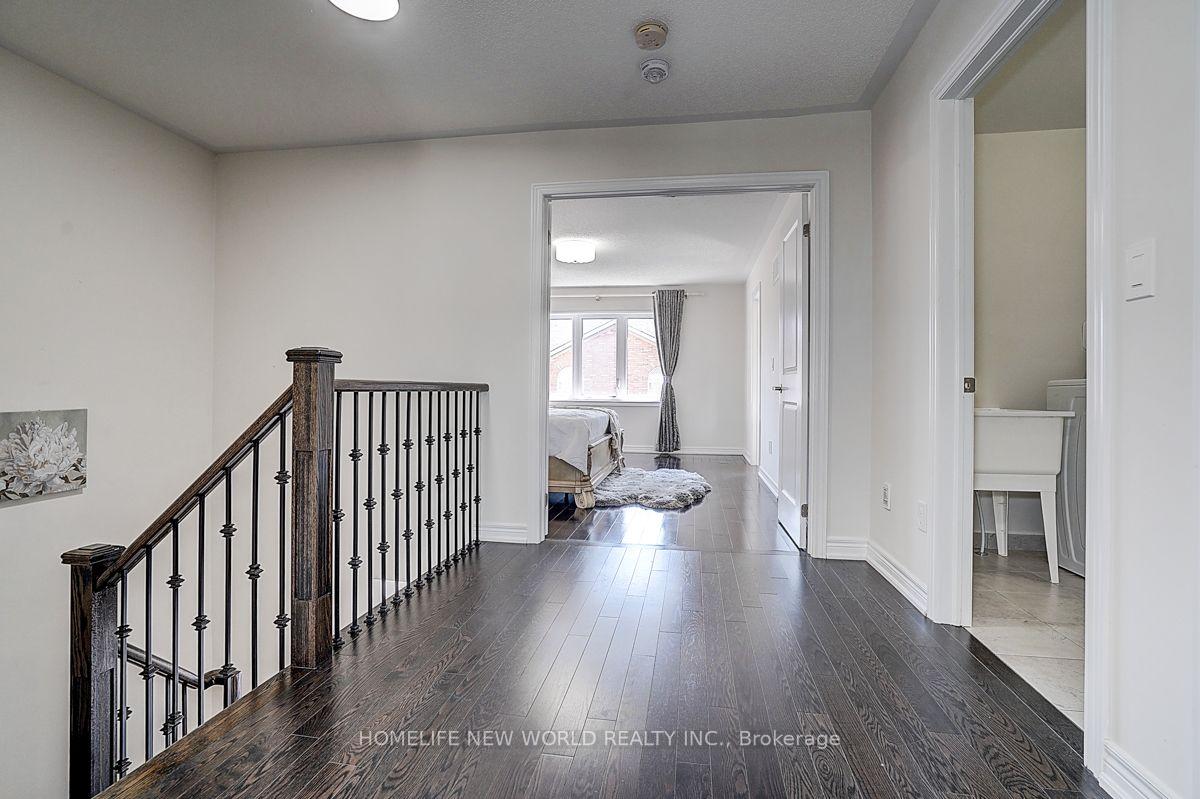 Photo 24 of 35 Wermoth Court, Markham, Wismer — HOMEH
