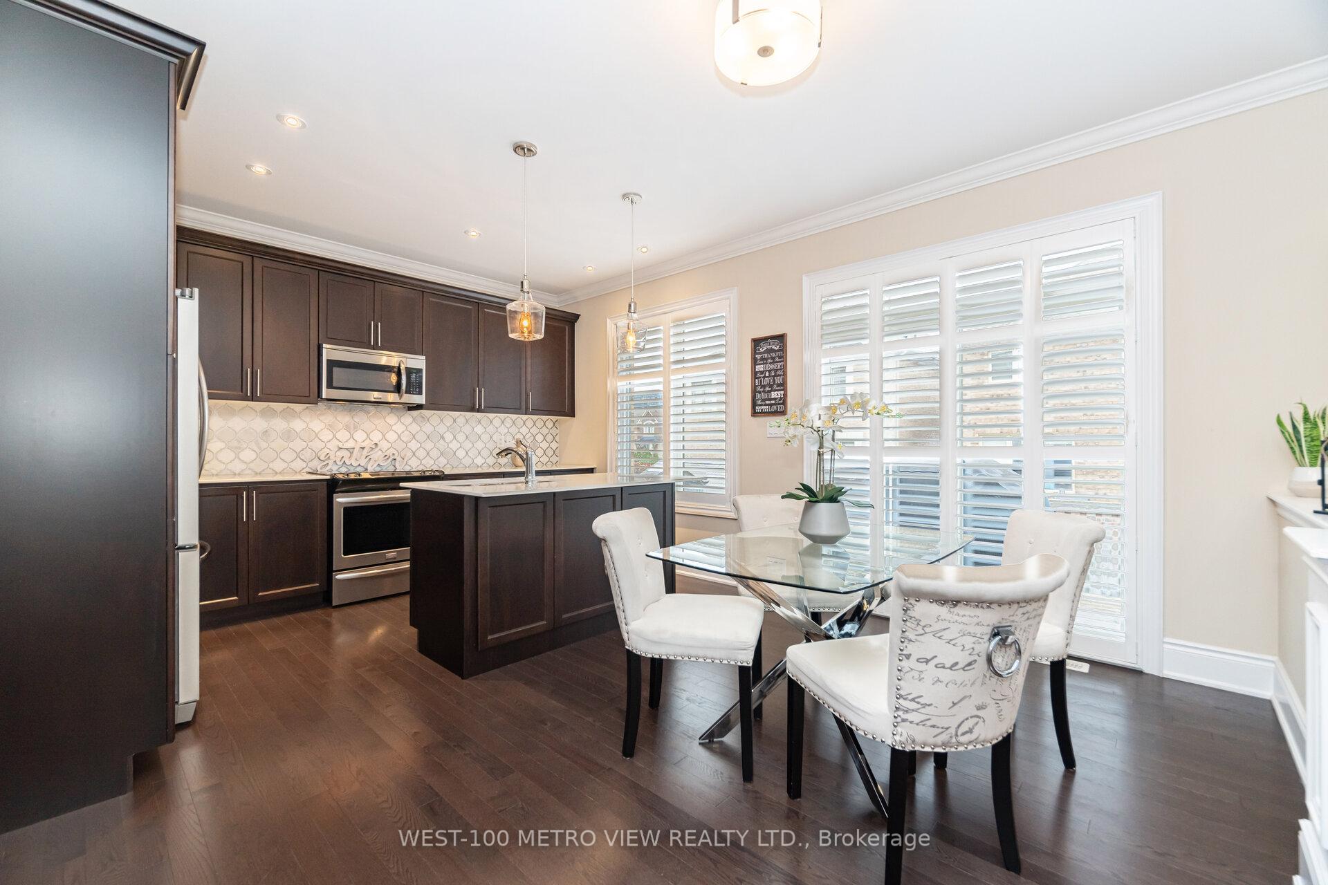 Photo 9 of 4 Ivor Crescent, Brampton, Northwest Brampton — HOMEH