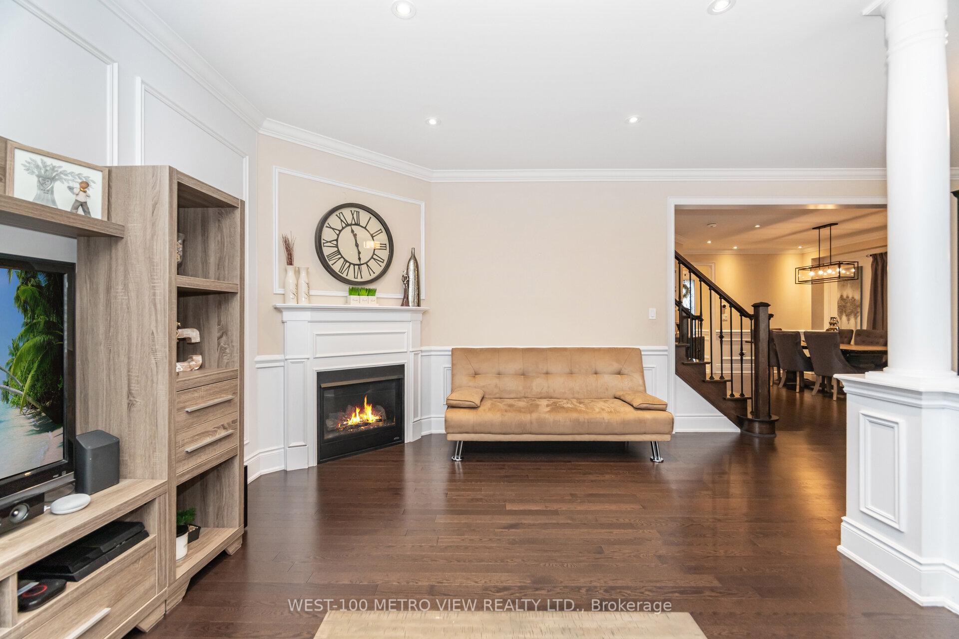 Photo 13 of 4 Ivor Crescent, Brampton, Northwest Brampton — HOMEH