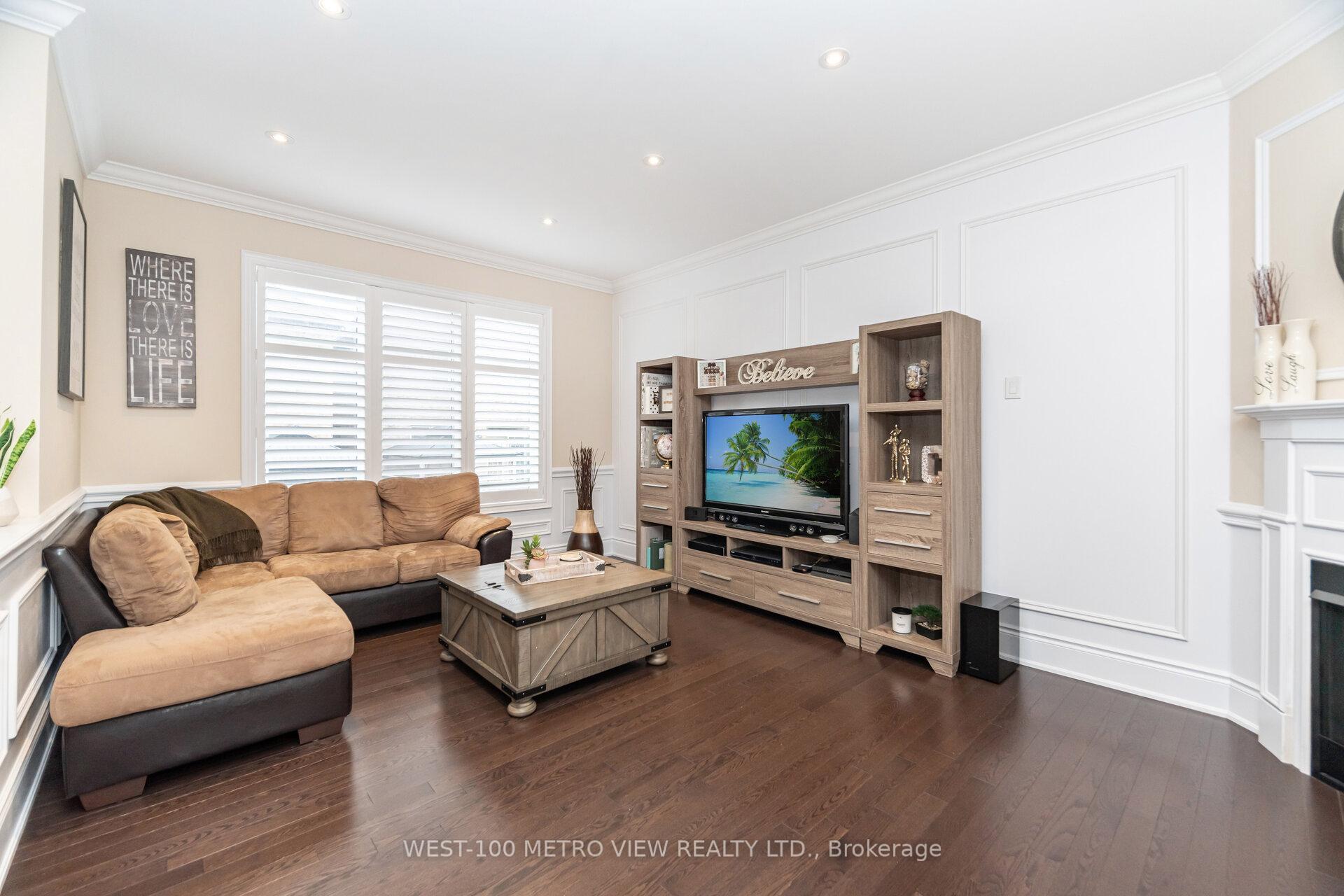 Photo 14 of 4 Ivor Crescent, Brampton, Northwest Brampton — HOMEH
