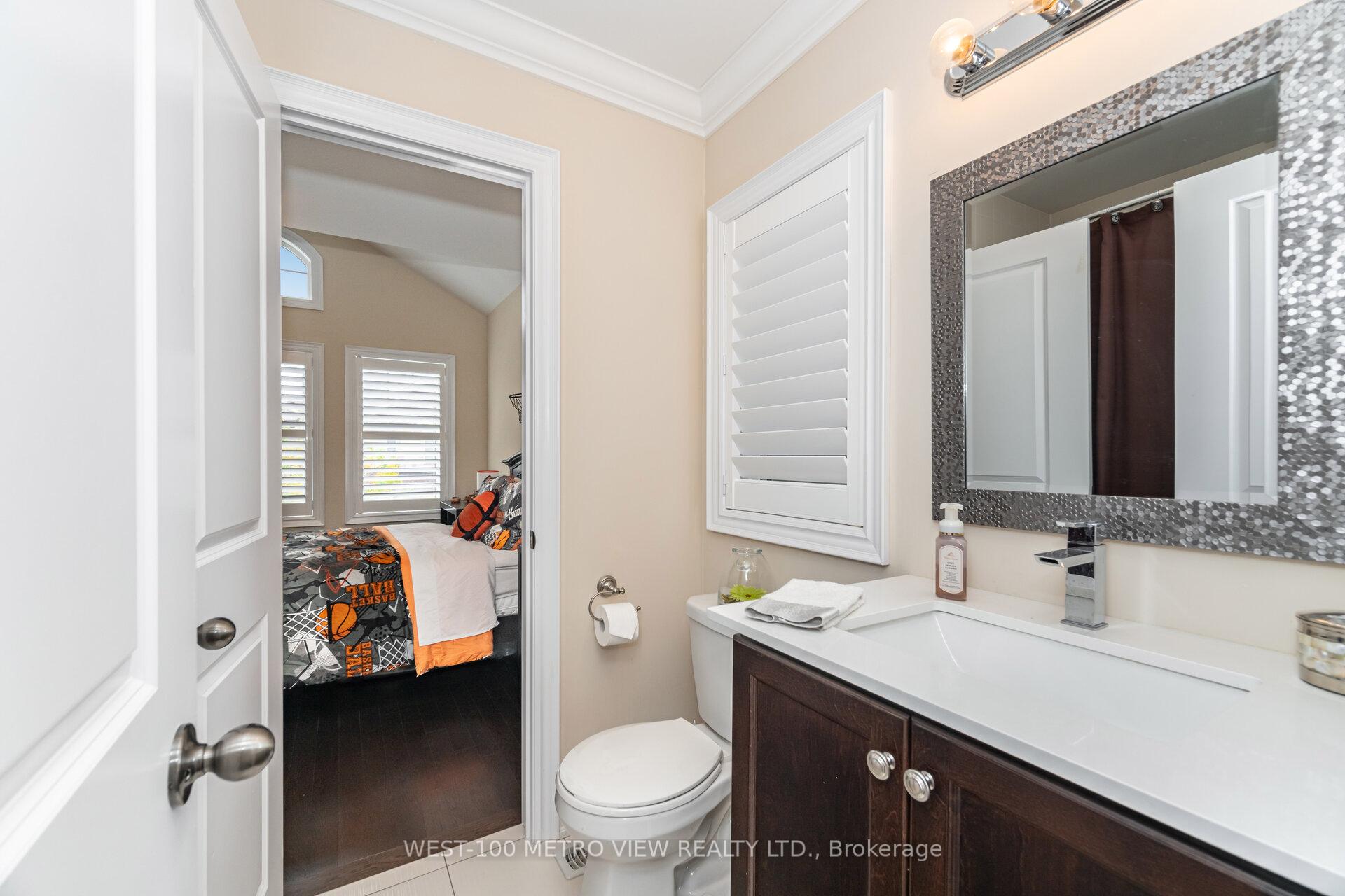 Photo 25 of 4 Ivor Crescent, Brampton, Northwest Brampton — HOMEH