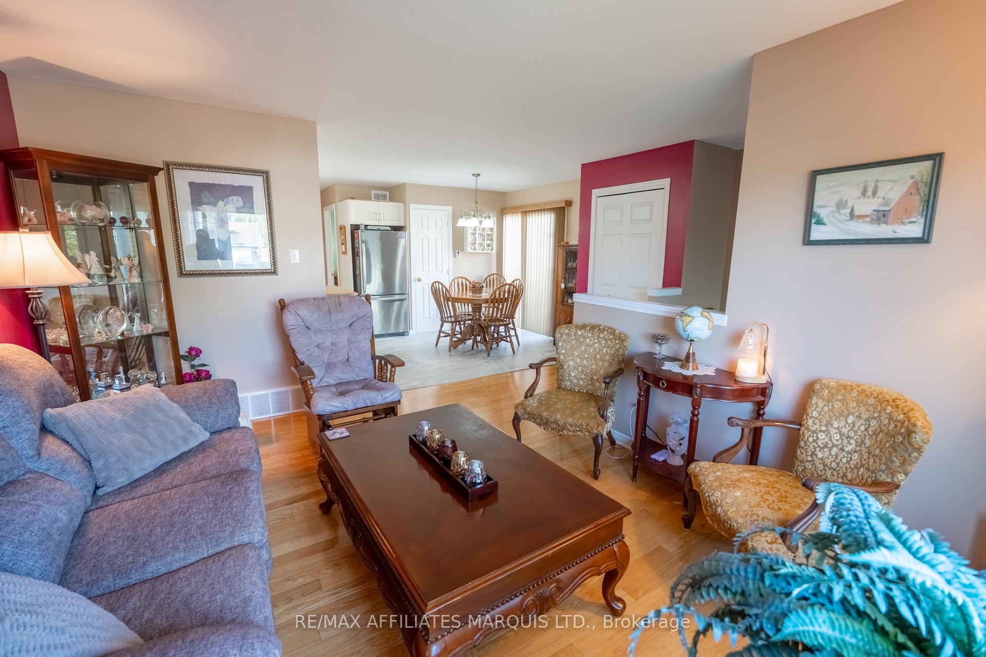 Photo 3 of 1851 Cumberland Street, Cornwall, Cornwall — HOMEH