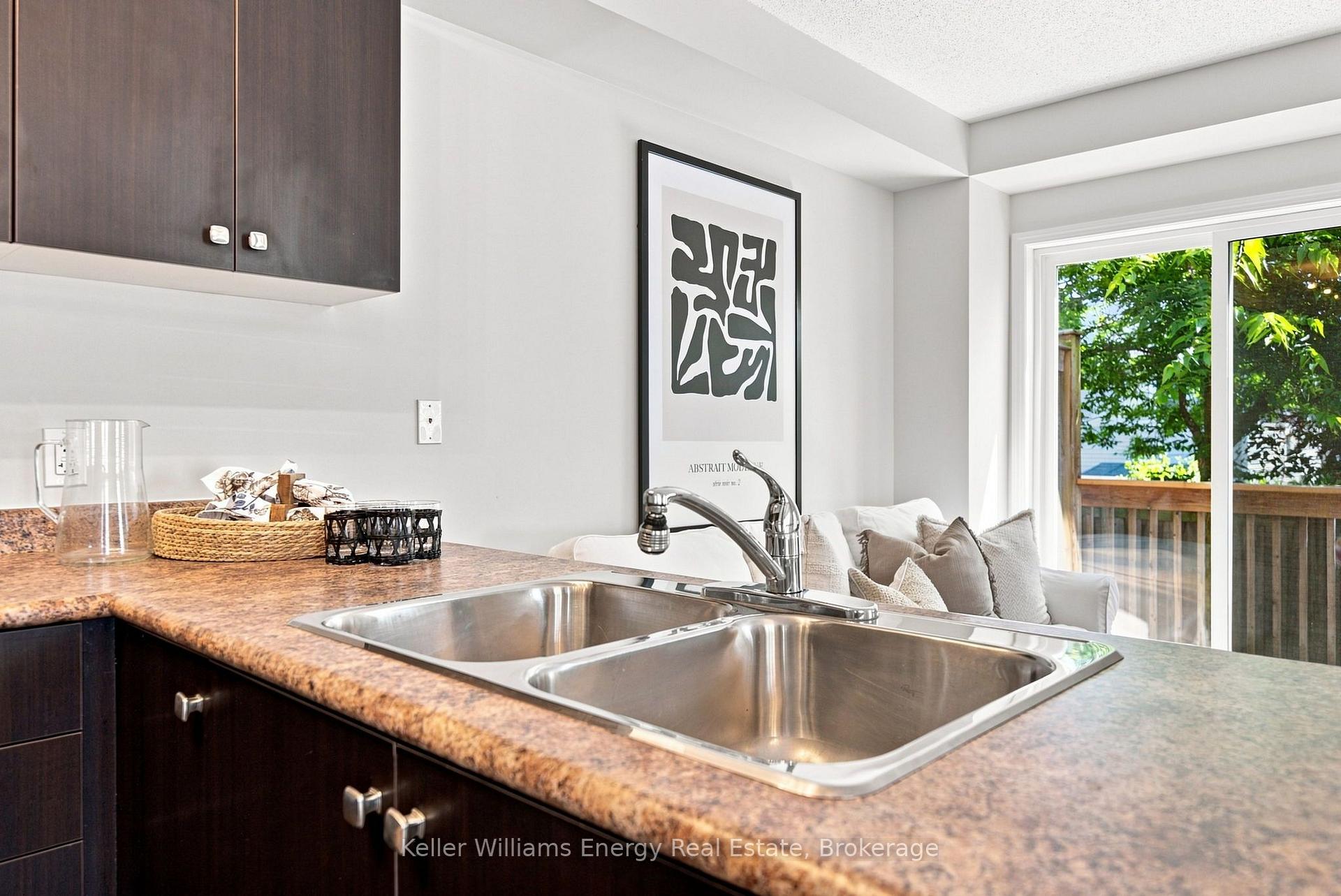 Photo 13 of Unit 25, 1280 Harmony Road N, Oshawa, Pinecrest — HOMEH