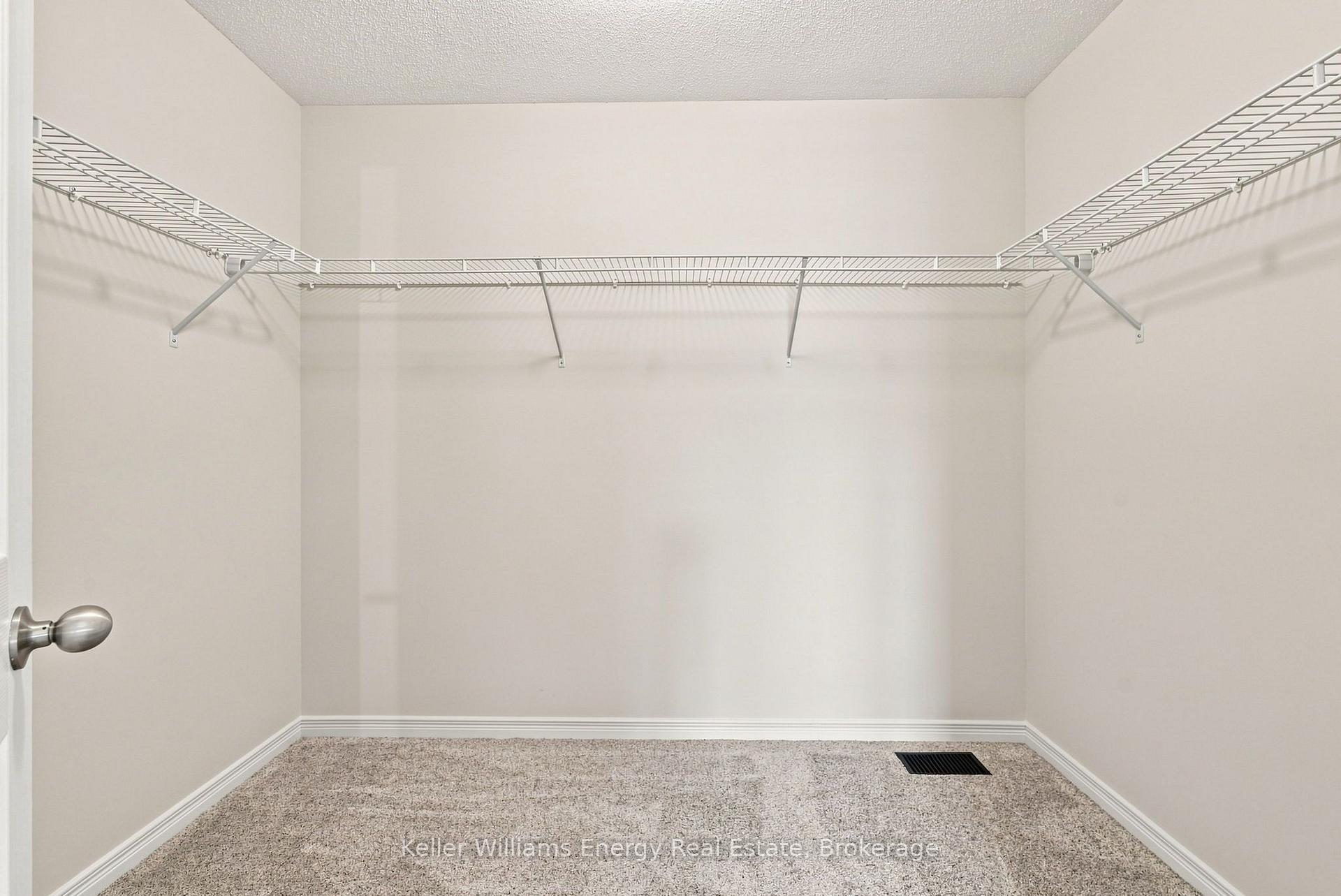 Photo 25 of Unit 25, 1280 Harmony Road N, Oshawa, Pinecrest — HOMEH