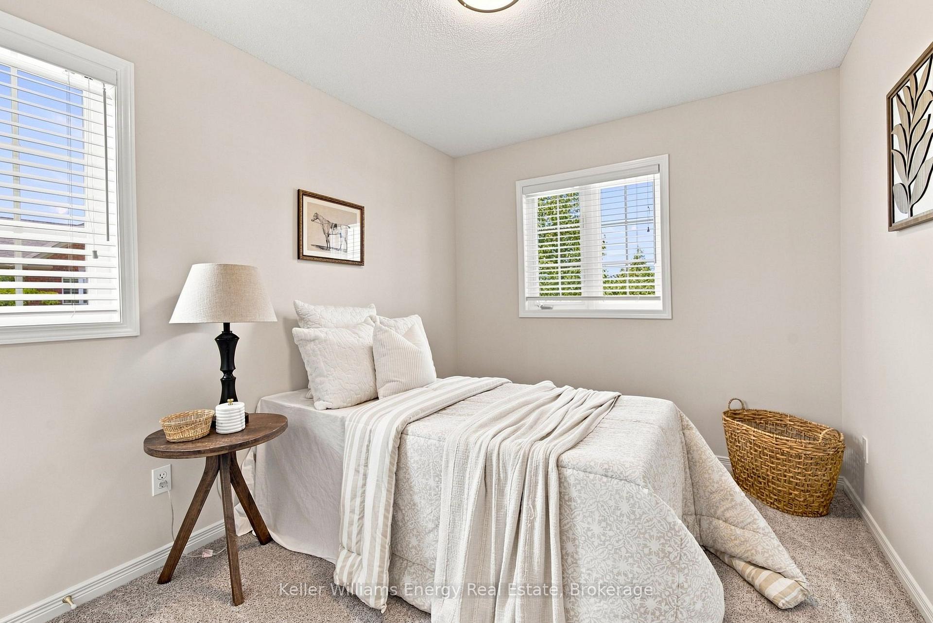 Photo 31 of Unit 25, 1280 Harmony Road N, Oshawa, Pinecrest — HOMEH