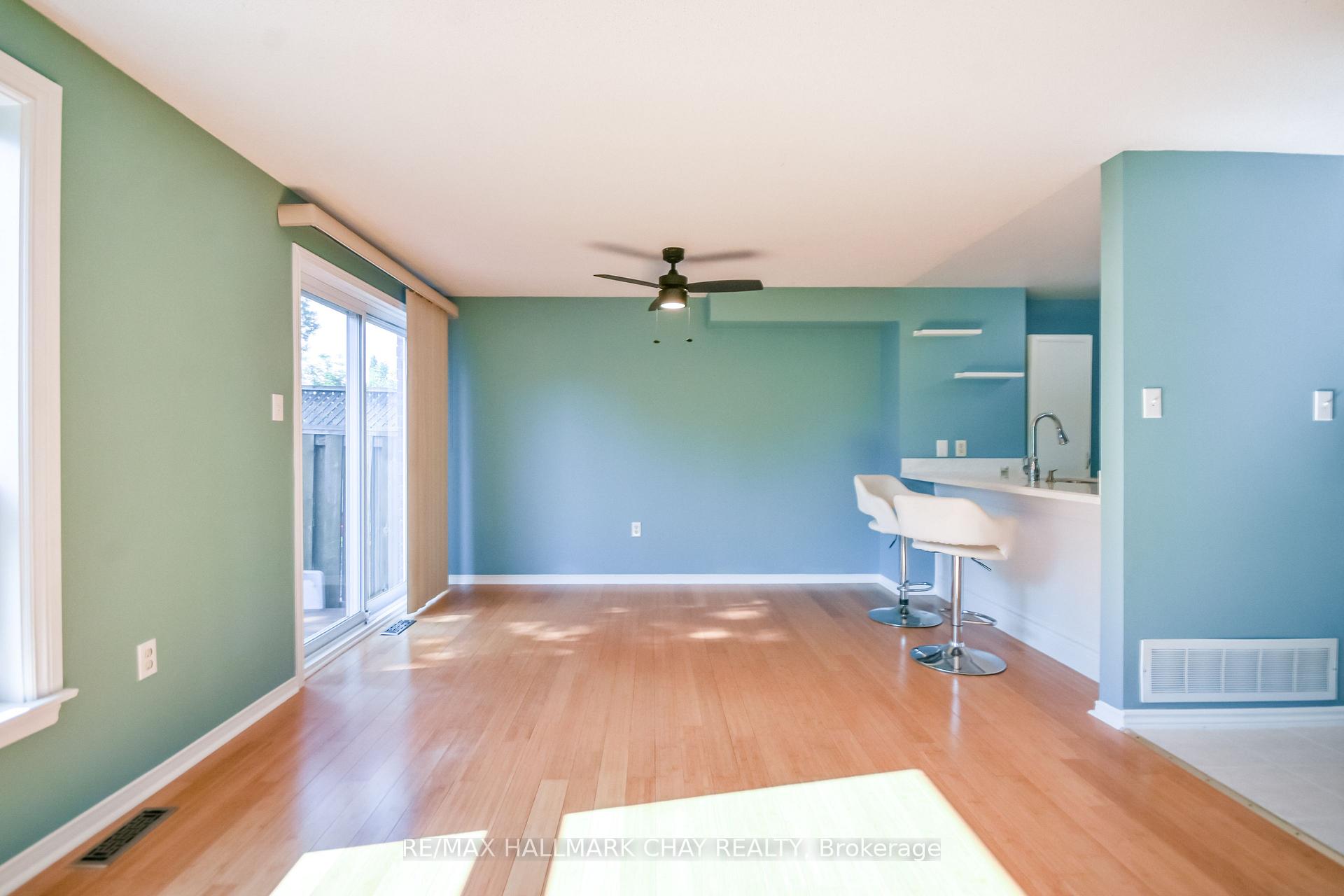 Photo 12 of 17 Srigley Street, Barrie, Holly — HOMEH
