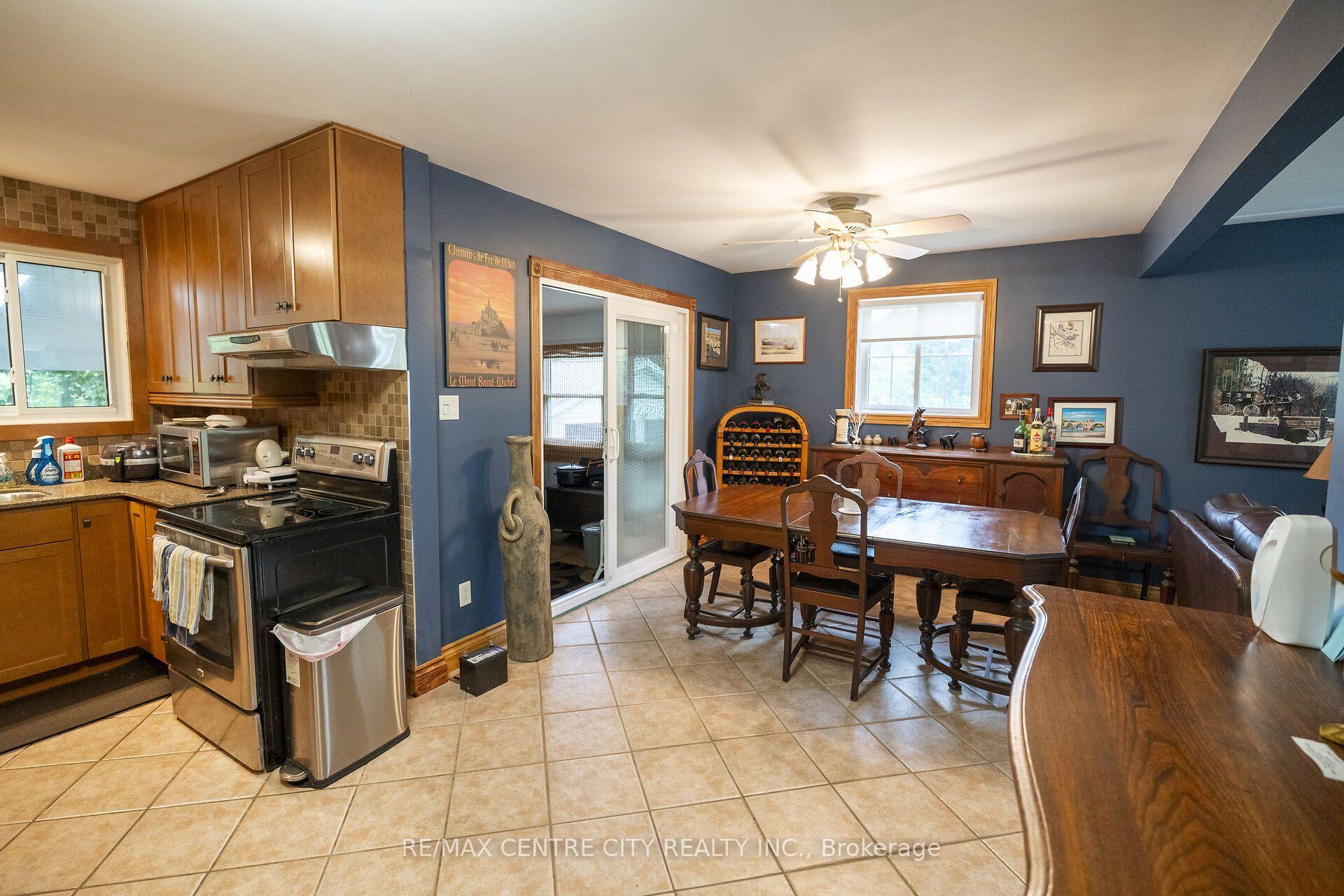 Photo 13 of 23891 Sutherland Road, Strathroy-Caradoc, Rural Strathroy-Caradoc — HOMEH