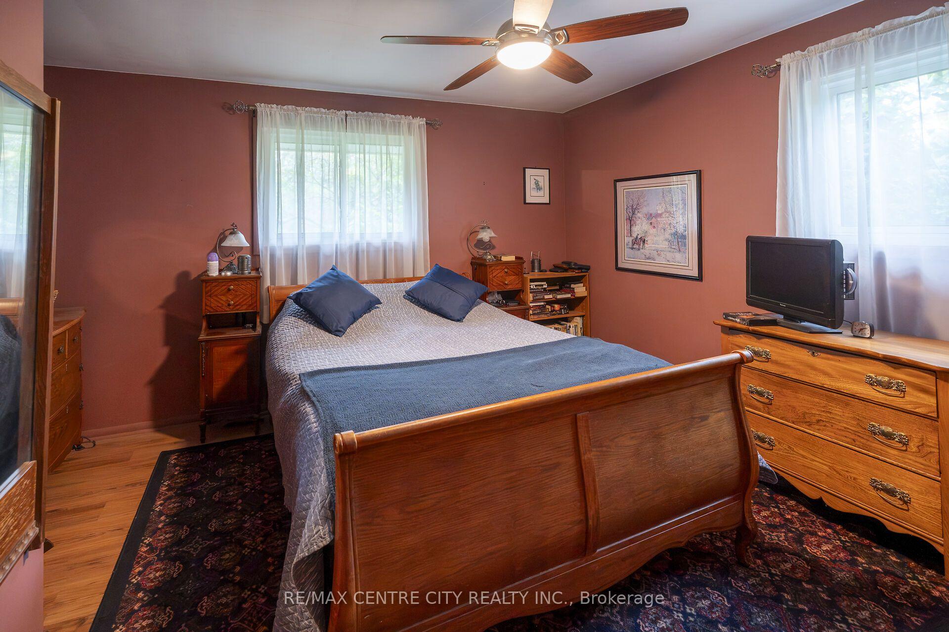 Photo 14 of 23891 Sutherland Road, Strathroy-Caradoc, Rural Strathroy-Caradoc — HOMEH