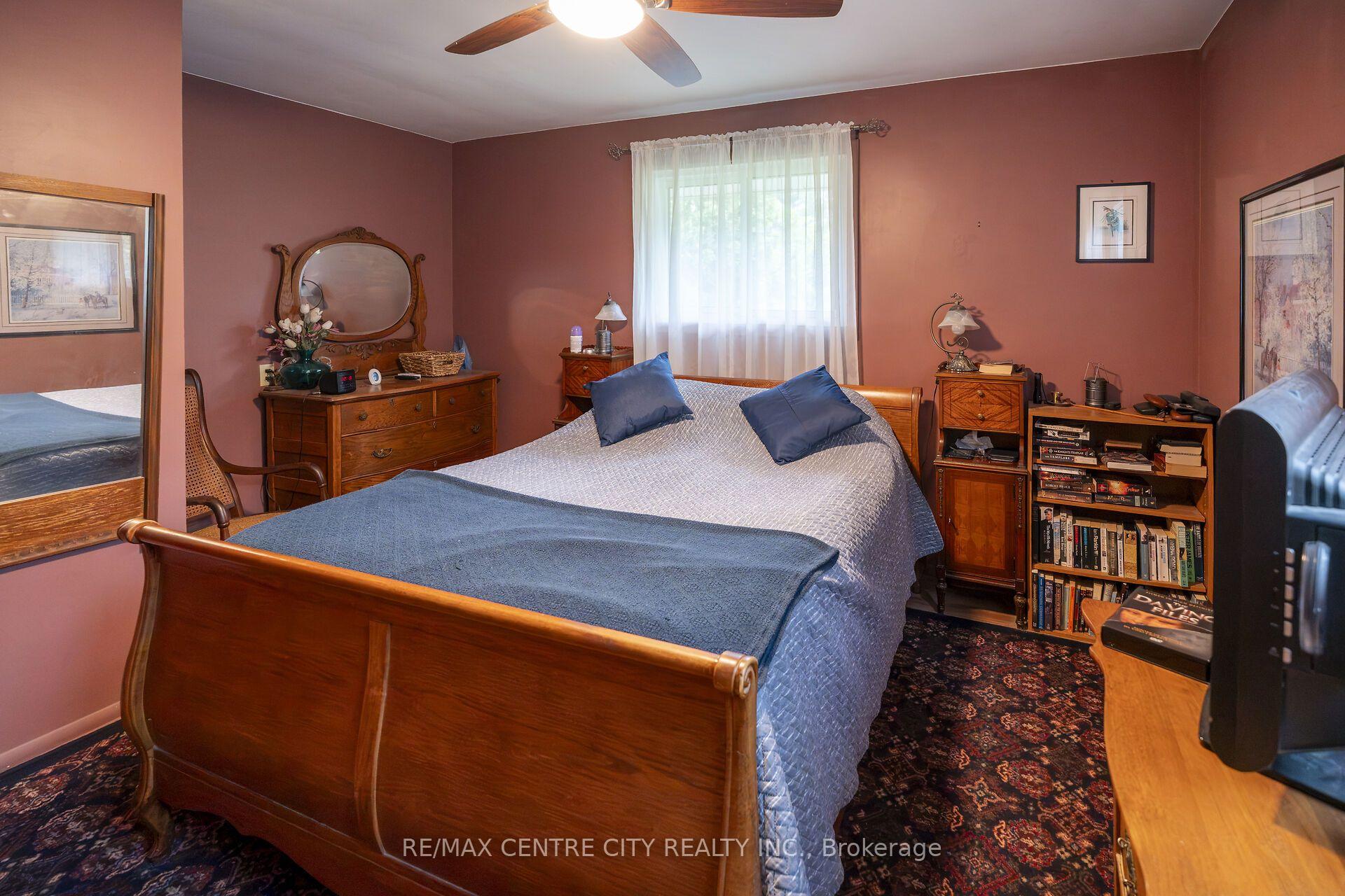 Photo 15 of 23891 Sutherland Road, Strathroy-Caradoc, Rural Strathroy-Caradoc — HOMEH