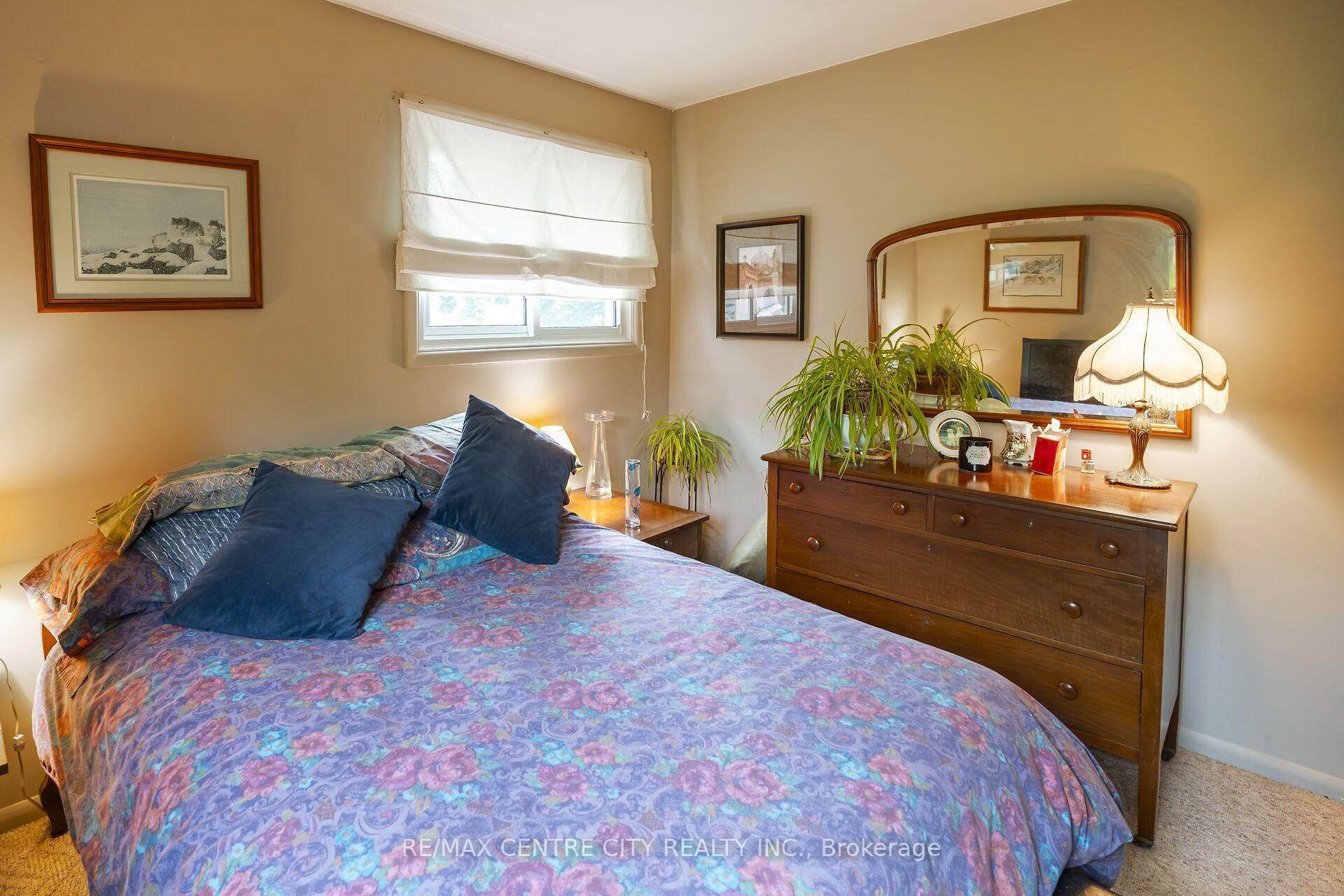 Photo 18 of 23891 Sutherland Road, Strathroy-Caradoc, Rural Strathroy-Caradoc — HOMEH