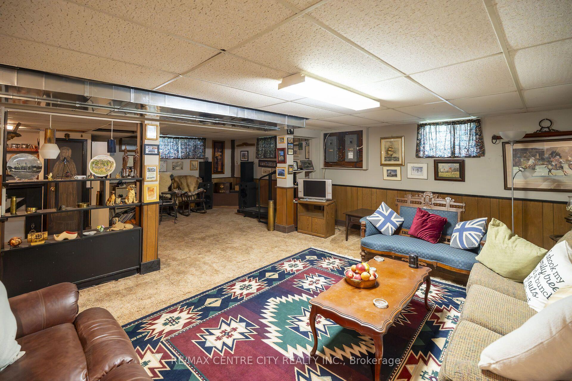 Photo 21 of 23891 Sutherland Road, Strathroy-Caradoc, Rural Strathroy-Caradoc — HOMEH