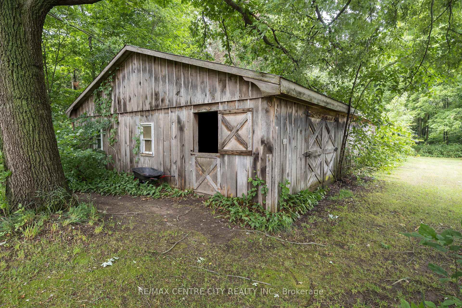 Photo 30 of 23891 Sutherland Road, Strathroy-Caradoc, Rural Strathroy-Caradoc — HOMEH