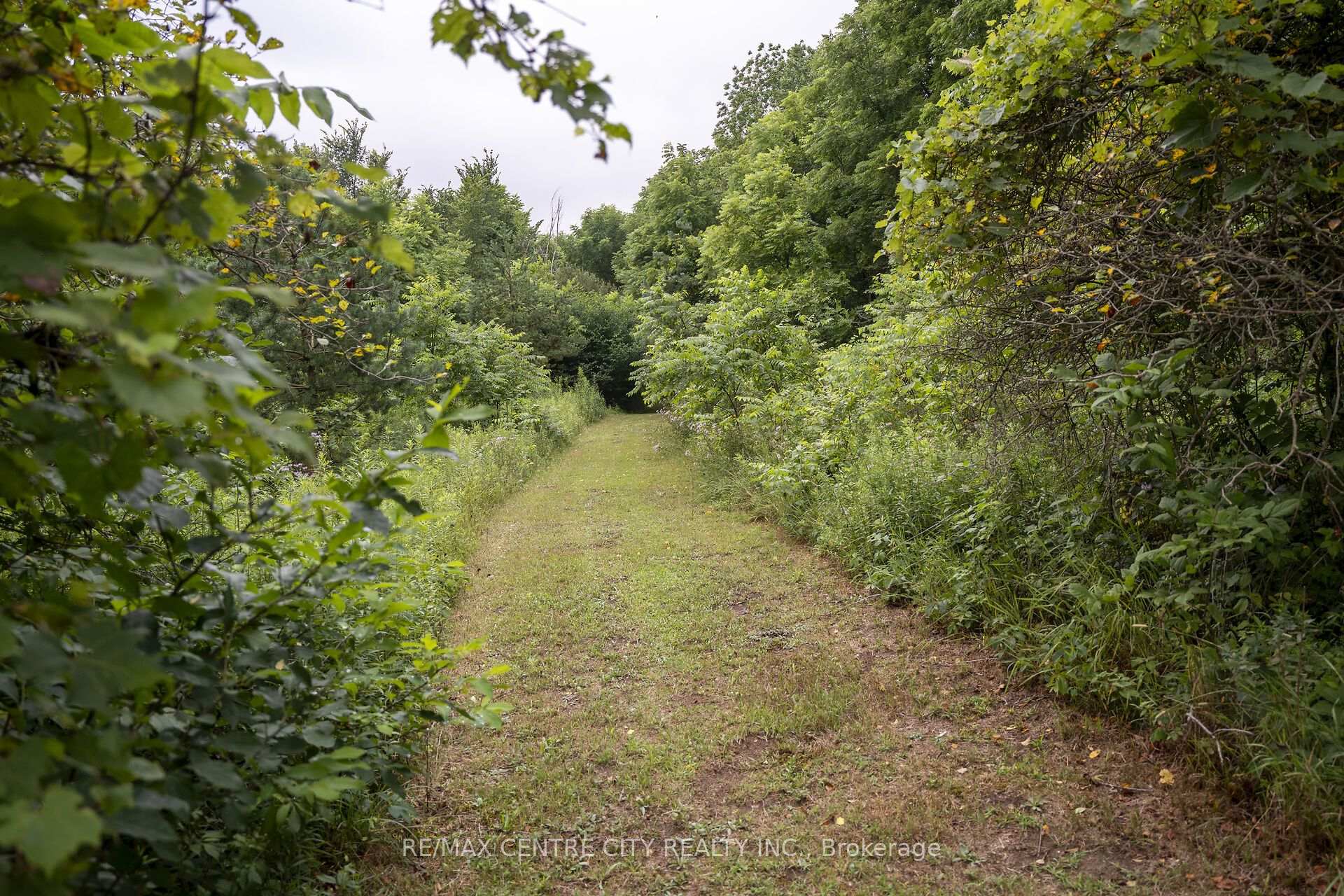 Photo 31 of 23891 Sutherland Road, Strathroy-Caradoc, Rural Strathroy-Caradoc — HOMEH