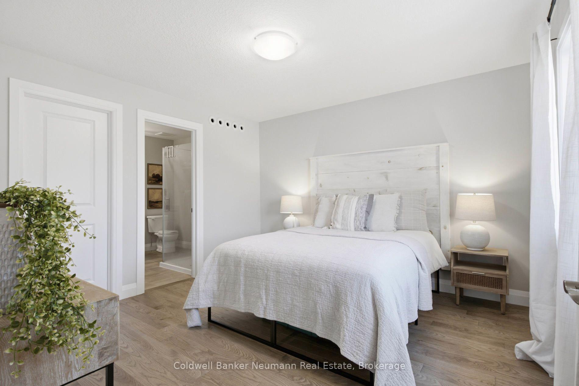 Photo 24 of 72 Halls Drive, Centre Wellington, Elora/Salem — HOMEH