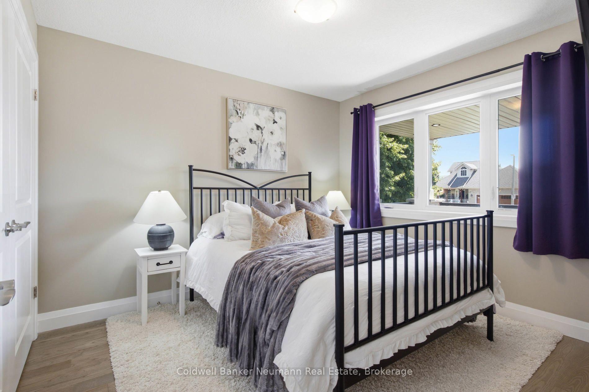 Photo 28 of 72 Halls Drive, Centre Wellington, Elora/Salem — HOMEH