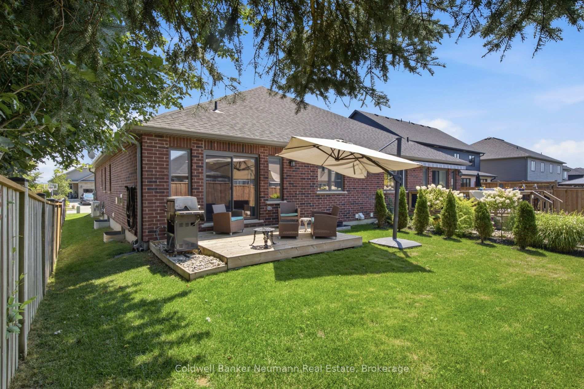 Photo 37 of 72 Halls Drive, Centre Wellington, Elora/Salem — HOMEH