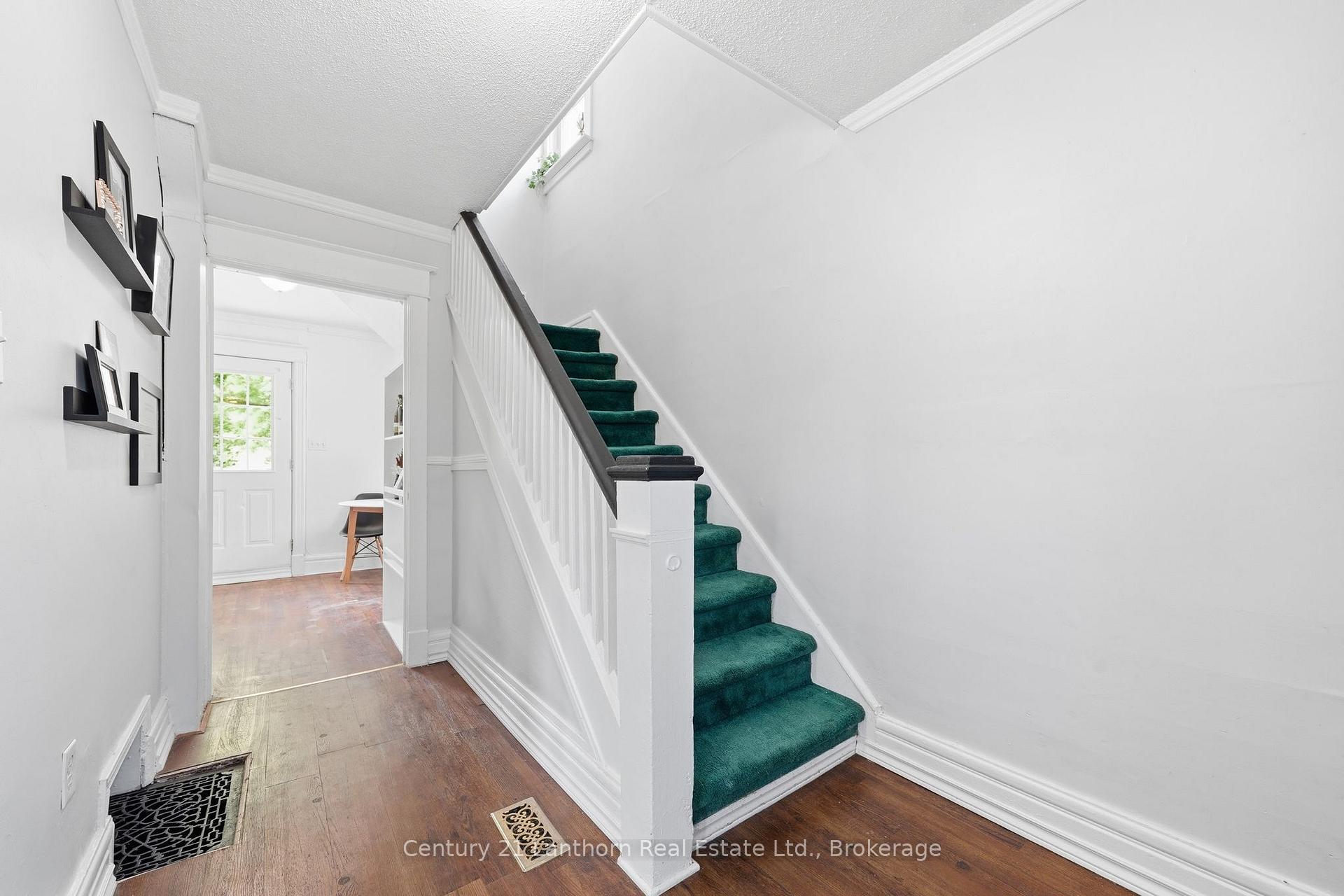 Photo 27 of 8 Bettes Street, Belleville, Belleville Ward — HOMEH