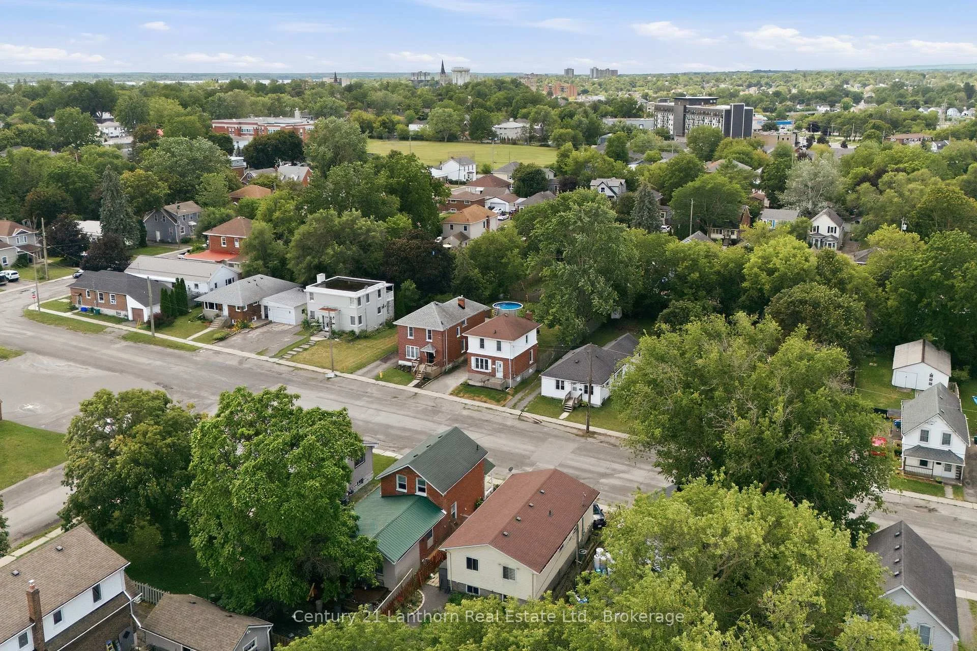Photo 25 of 8 Bettes Street, Belleville, Belleville Ward — HOMEH